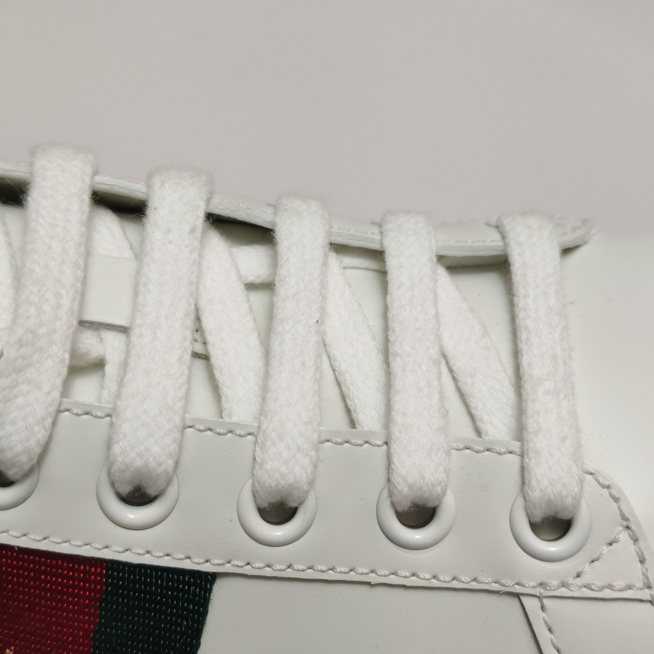 Gucci Gucci Women 7 Lowtop Sneakers Size US 7 / IT 37 - 7 Thumbnail