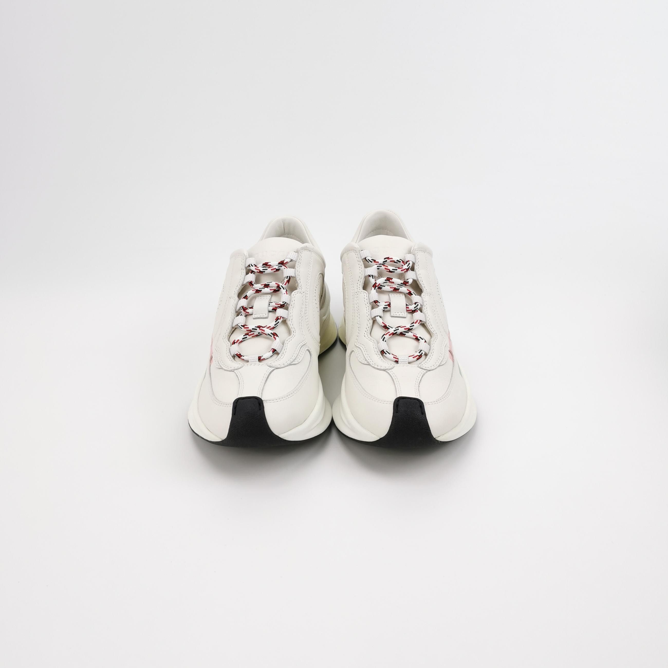 Gucci Gucci Women 5 Lowtop Sneakers Size US 5 / IT 35 - 3 Thumbnail