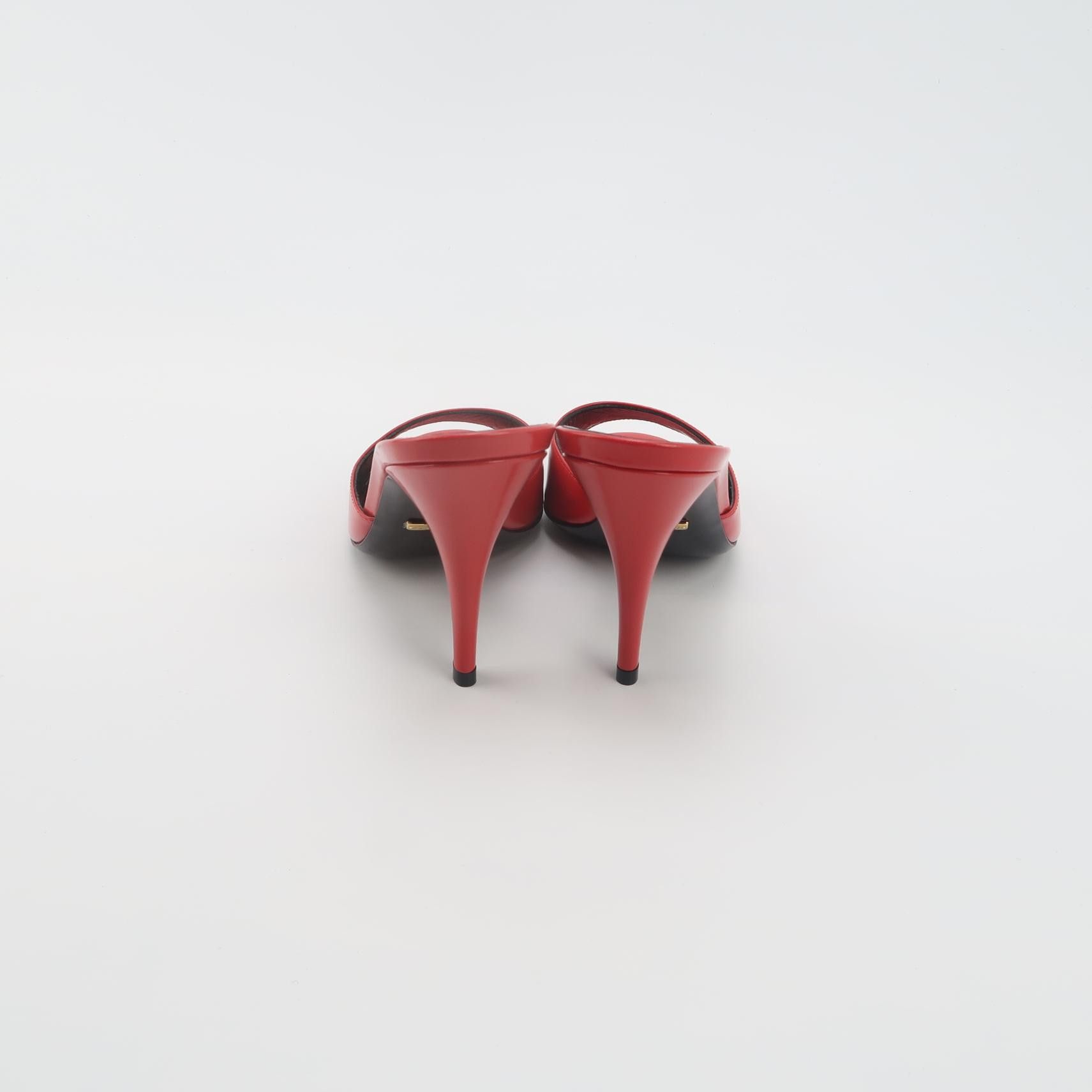Gucci Gucci Women 6 Sandals Size US 6 / IT 36 - 4 Thumbnail