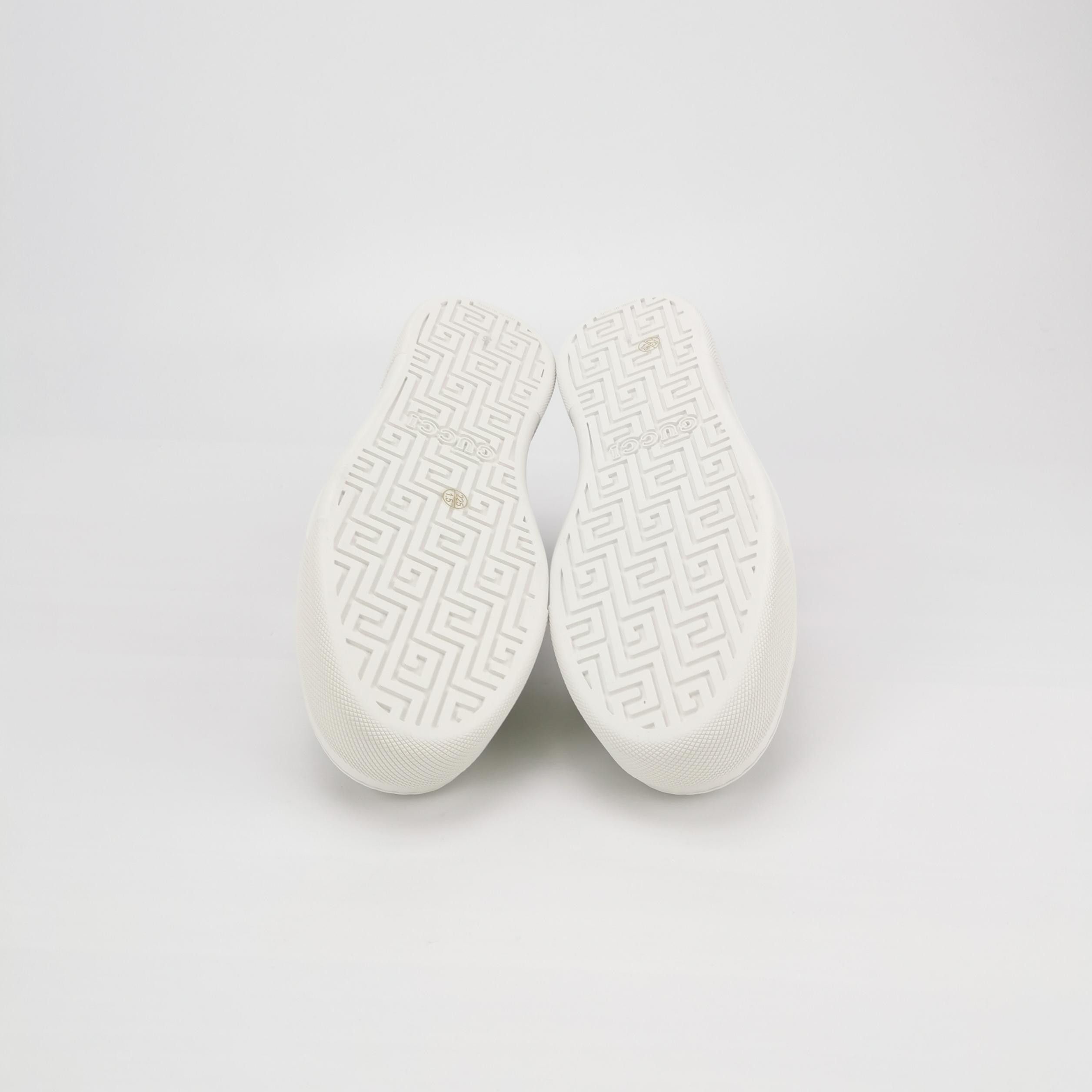 Gucci Gucci Women 5 Lowtop Sneakers Size US 5 / IT 35 - 5 Thumbnail