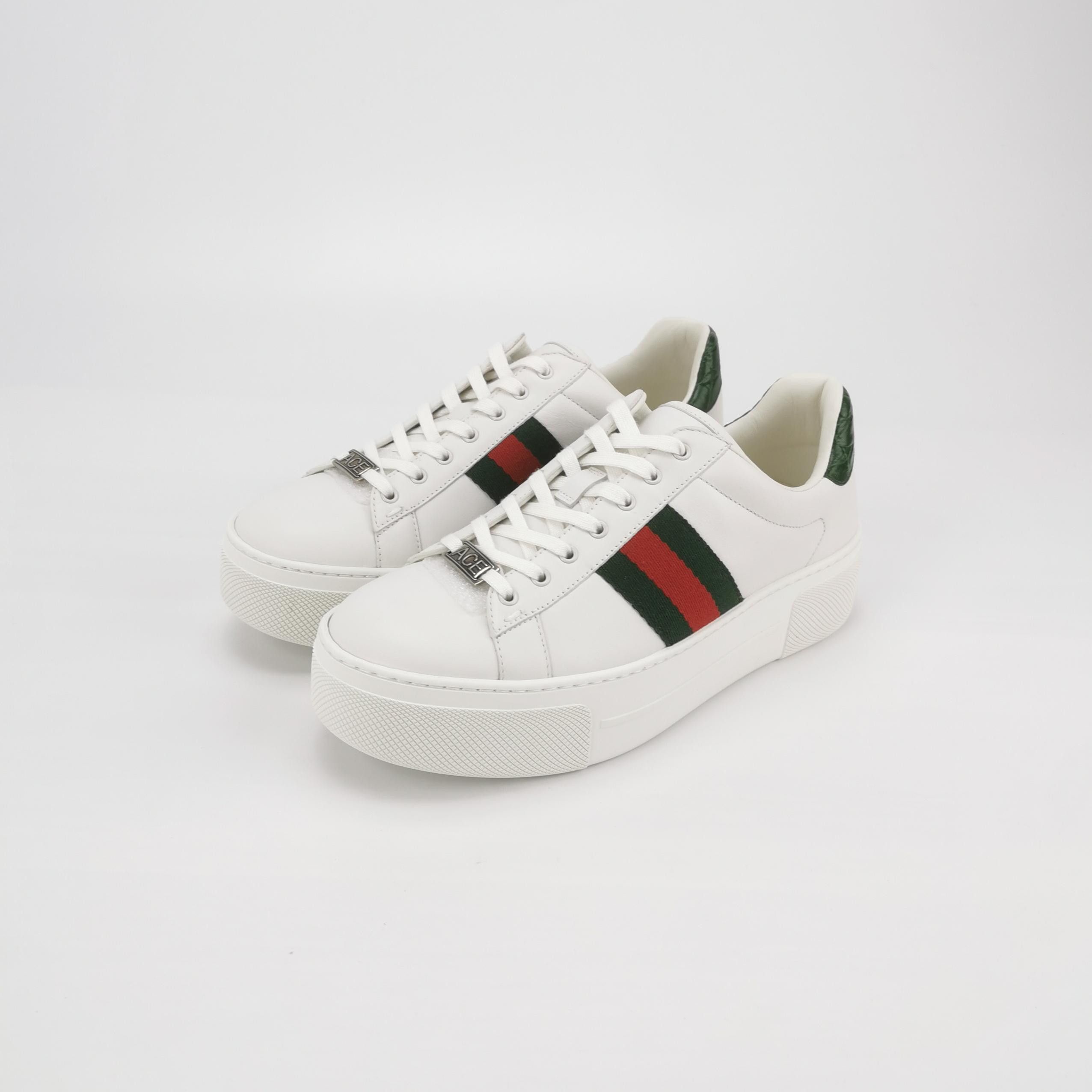Gucci Gucci Women 8-5 Lowtop Sneakers Size US 8.5 / IT 38.5 - 2 Thumbnail