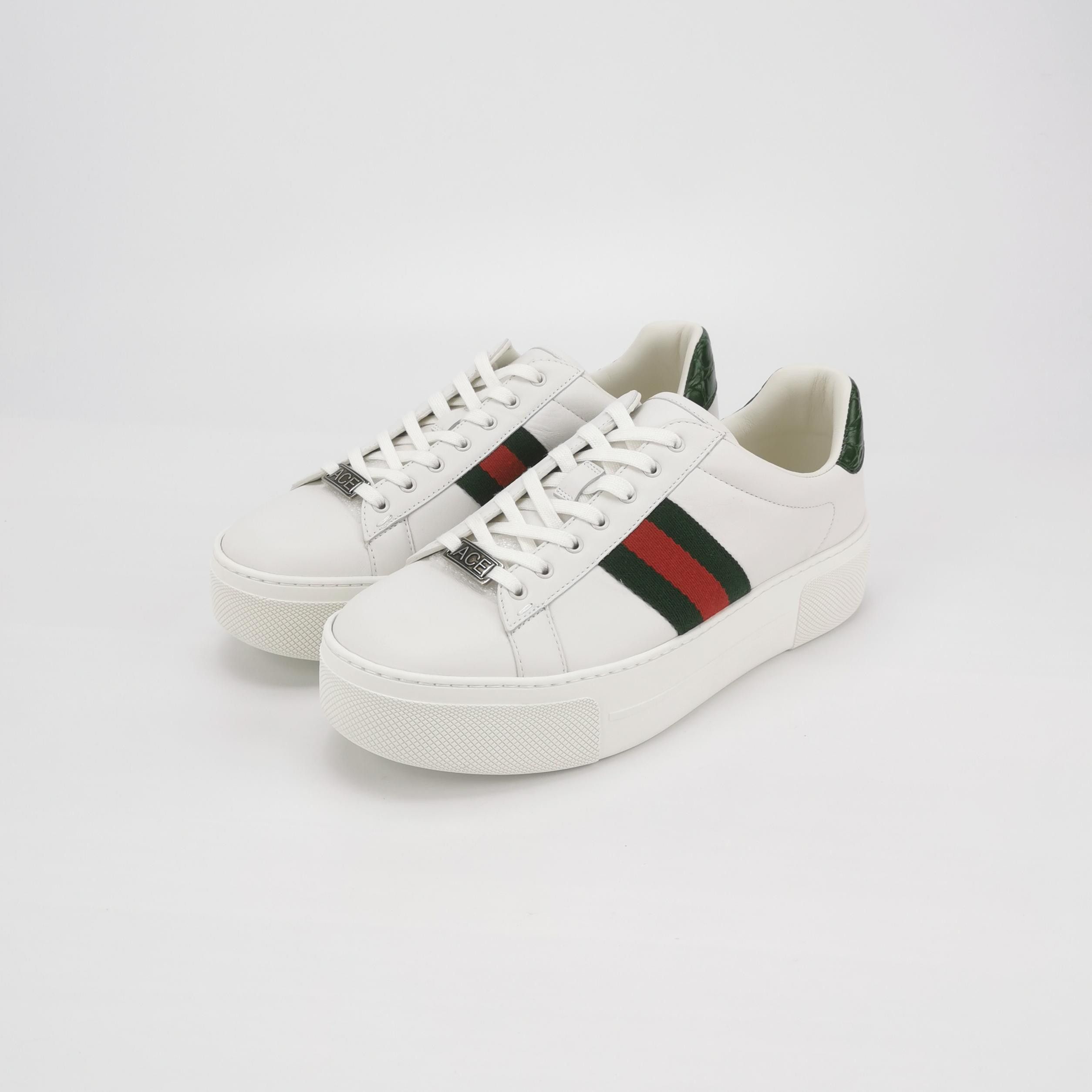 Gucci Gucci Women 9 Lowtop Sneakers Size US 9 / IT 39 - 2 Thumbnail