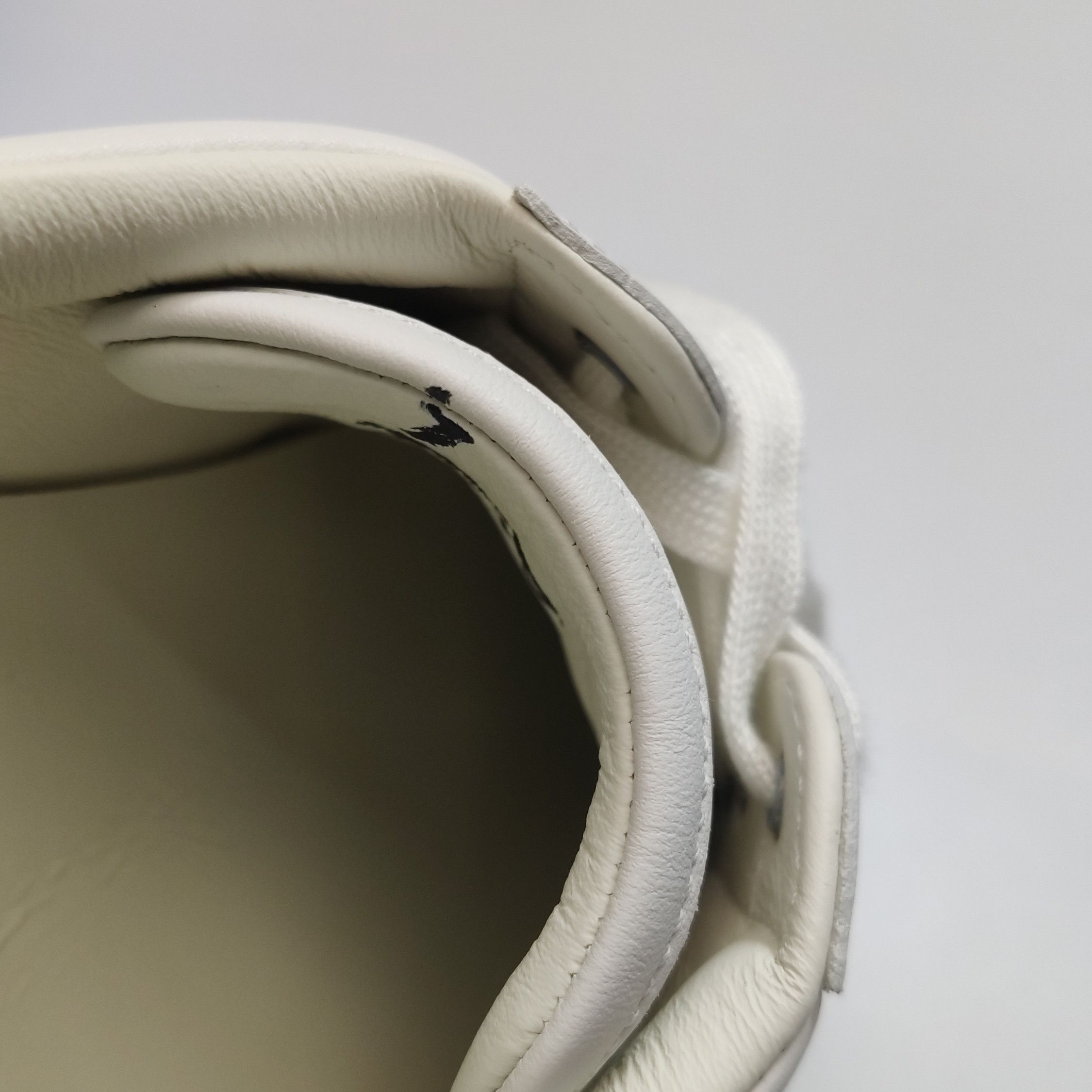 Gucci Gucci Women 9 Lowtop Sneakers Size US 9 / IT 39 - 7 Thumbnail