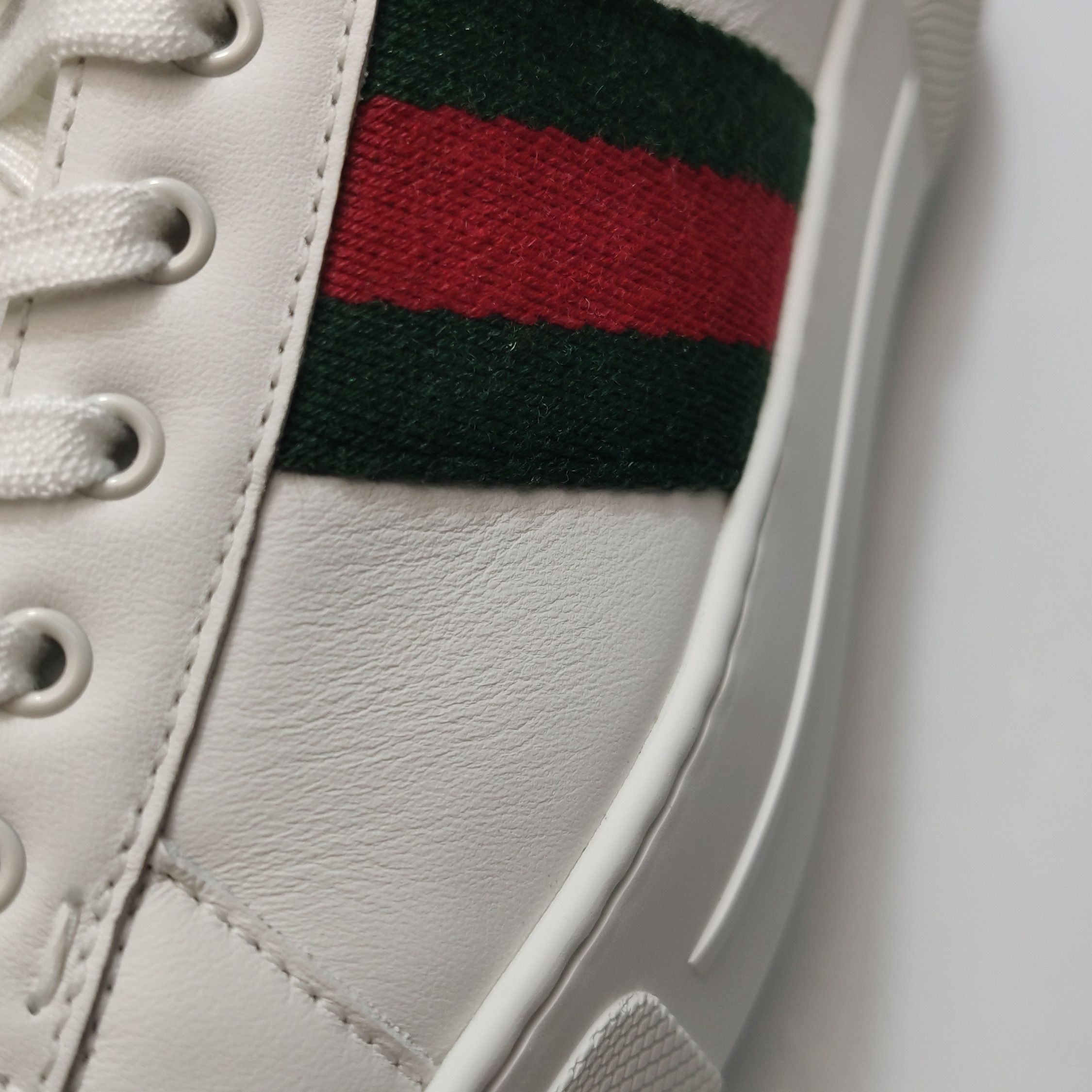 Gucci Gucci Women 8-5 Lowtop Sneakers Size US 8.5 / IT 38.5 - 9 Thumbnail