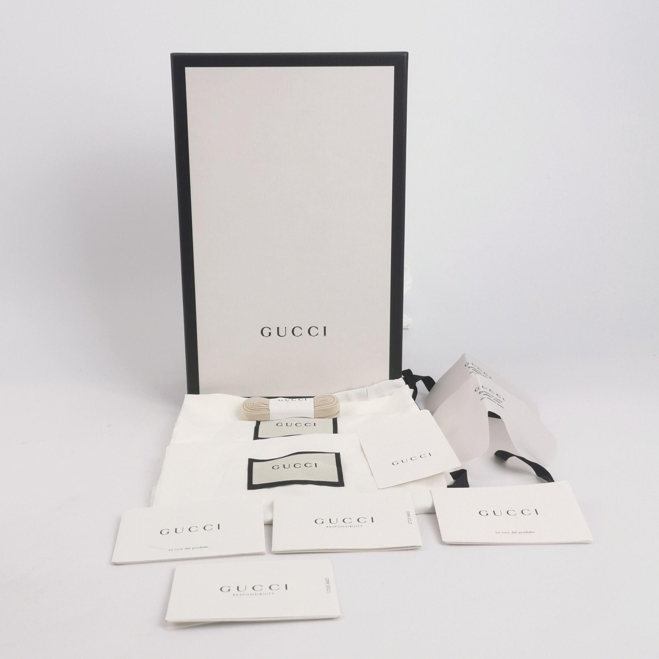 Gucci Gucci Women 5 Lowtop Sneakers Size US 5 / IT 35 - 6 Thumbnail