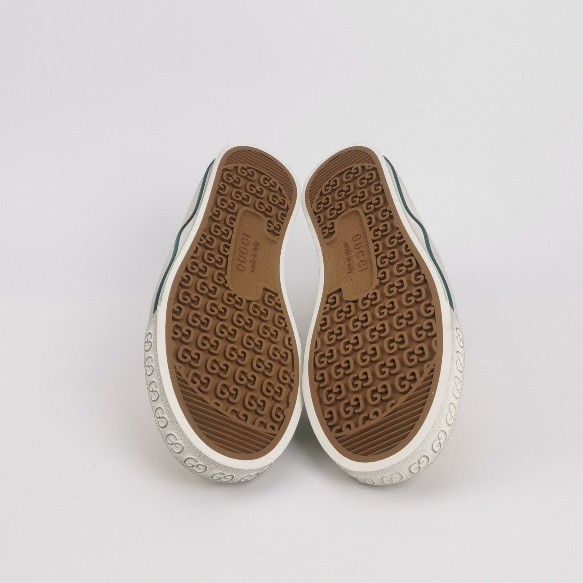 Gucci Gucci Women 5 Lowtop Sneakers Size US 5 / IT 35 - 5 Thumbnail