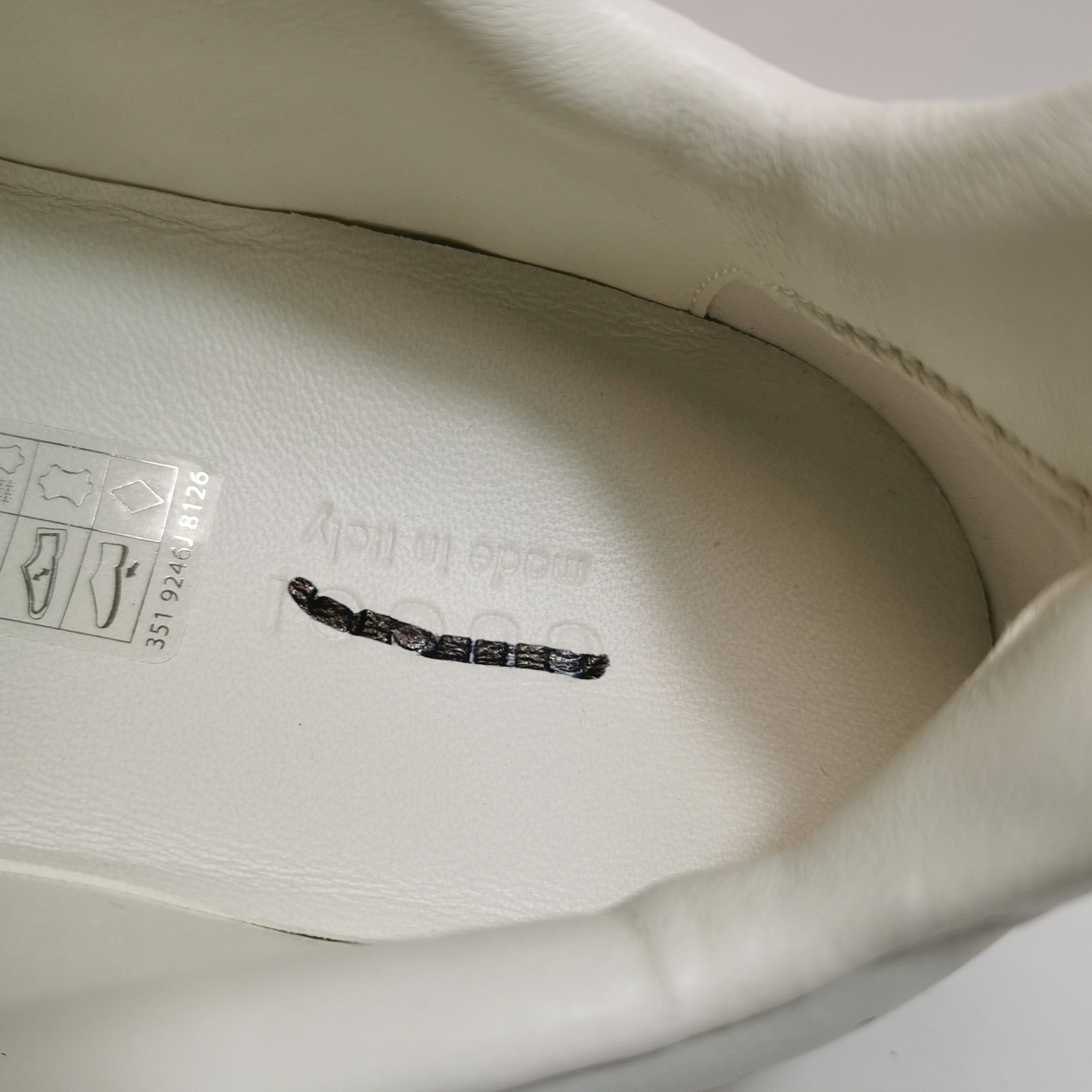 Gucci Gucci Women 5-5 Lowtop Sneakers Size US 5.5 / IT 35.5 - 9 Thumbnail