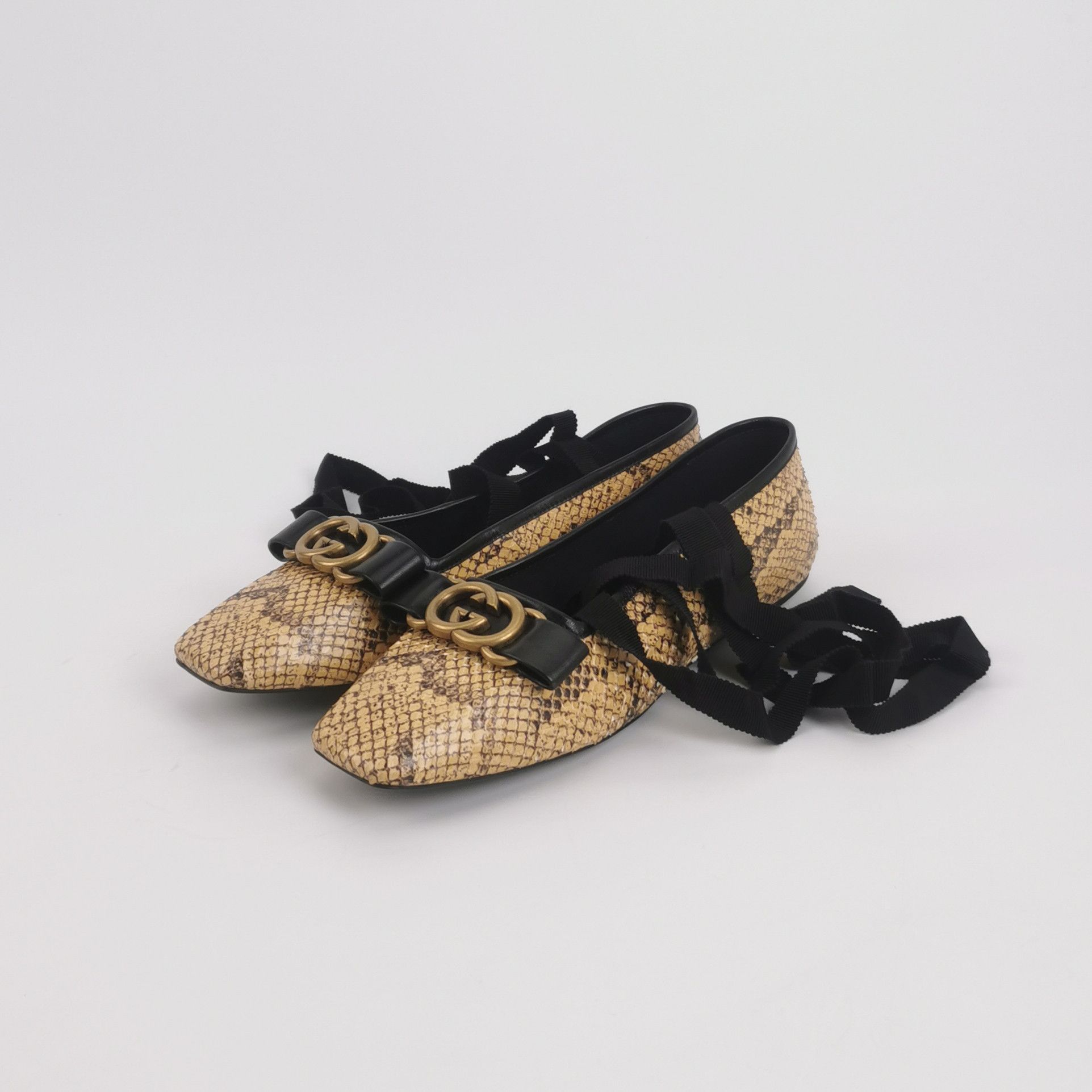 Gucci Gucci Women 6 Flats Size US 6 / IT 36 - 2 Thumbnail