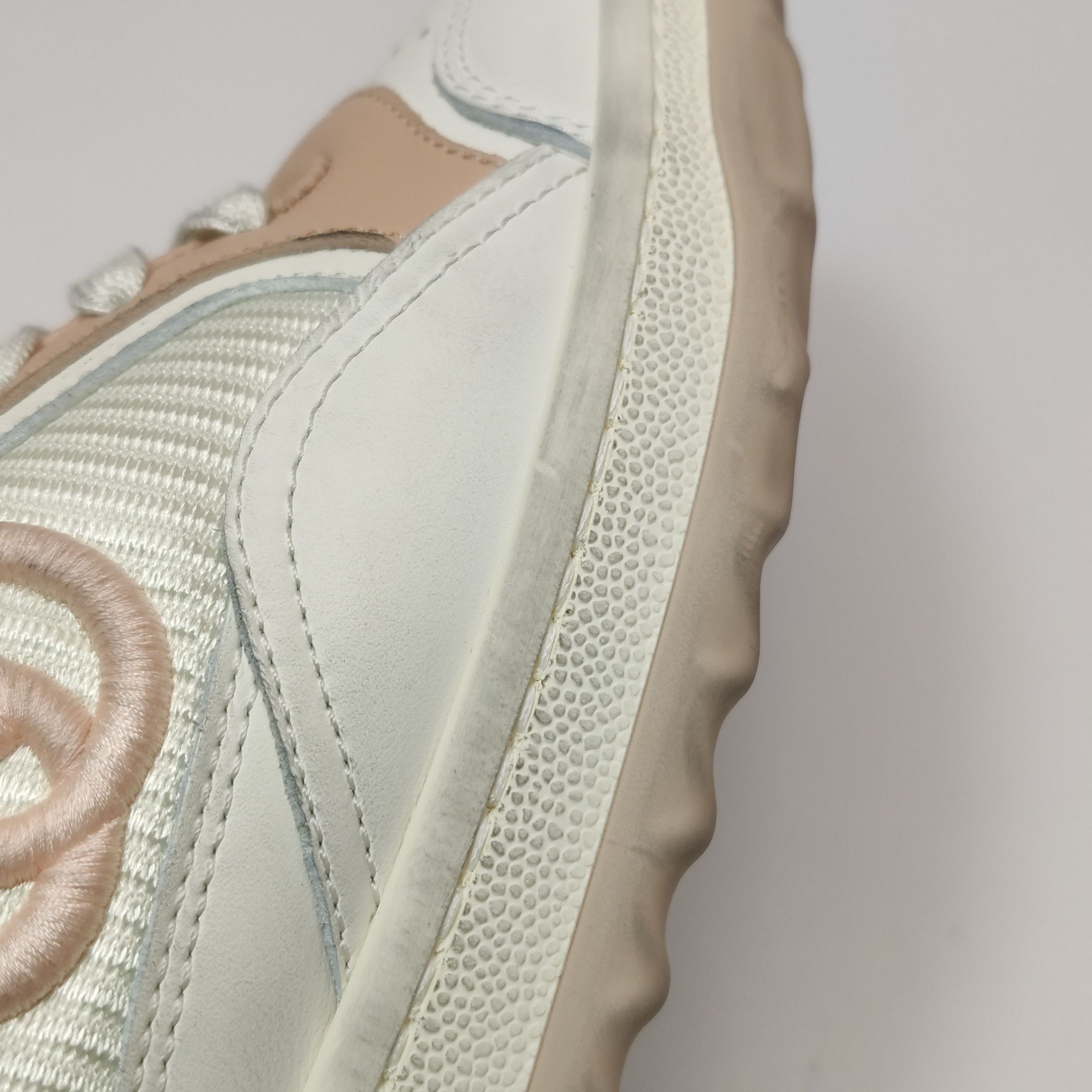 Gucci Gucci Women 5-5 Lowtop Sneakers Size US 5.5 / IT 35.5 - 8 Thumbnail