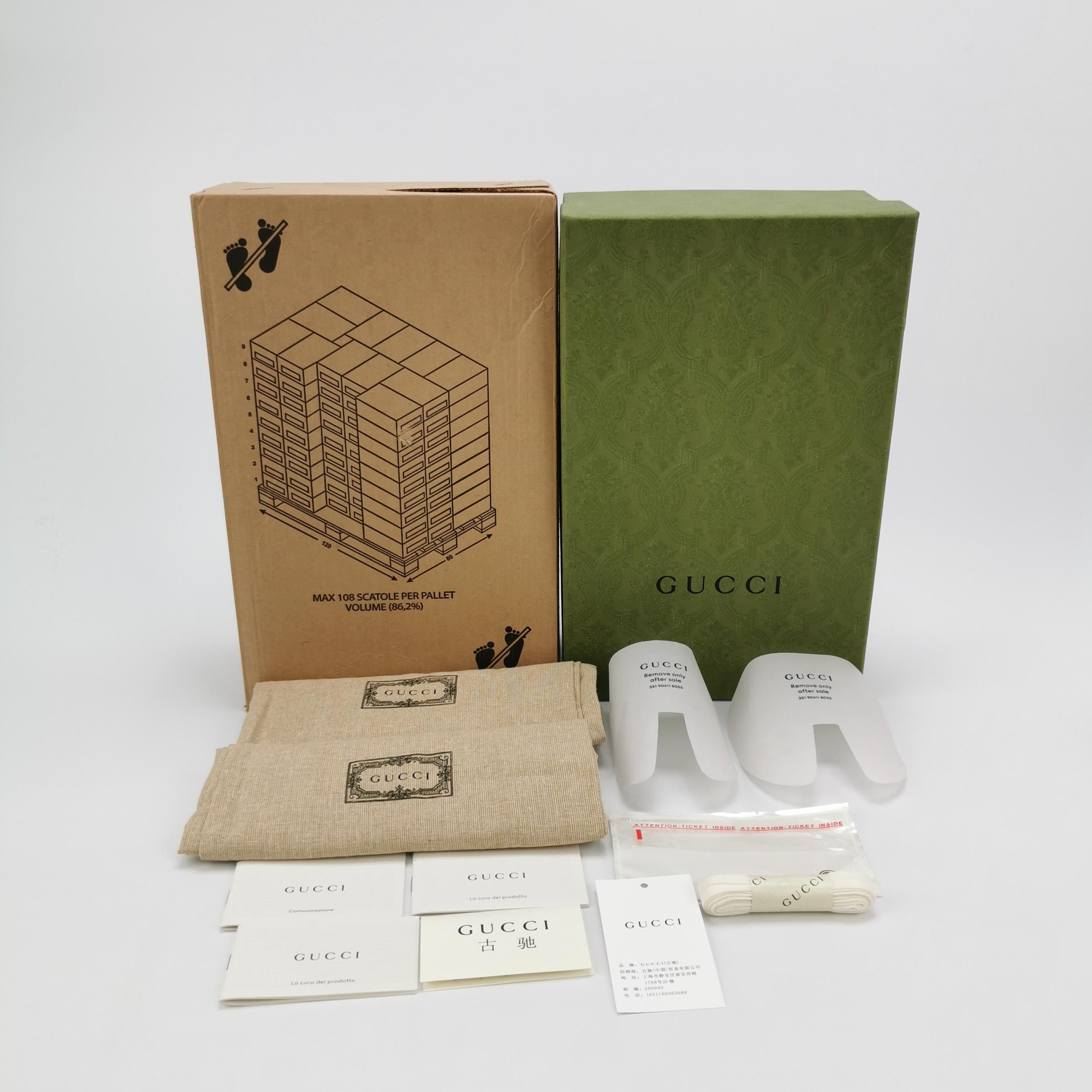 Gucci Gucci Women 5 Lowtop Sneakers Size US 5 / IT 35 - 6 Thumbnail