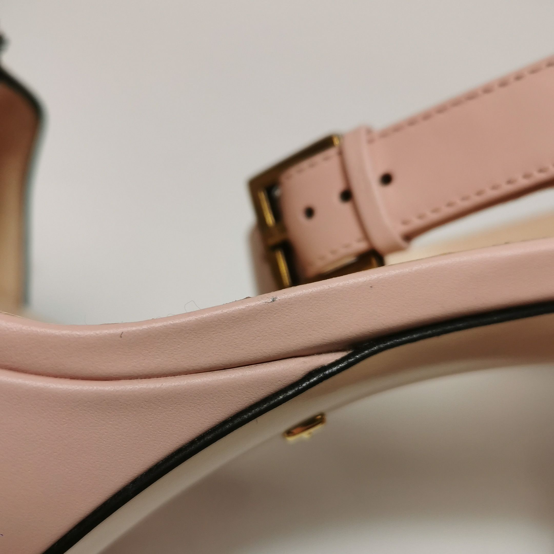 Gucci Gucci Women 8 Sandals Size US 8 / IT 38 - 9 Thumbnail