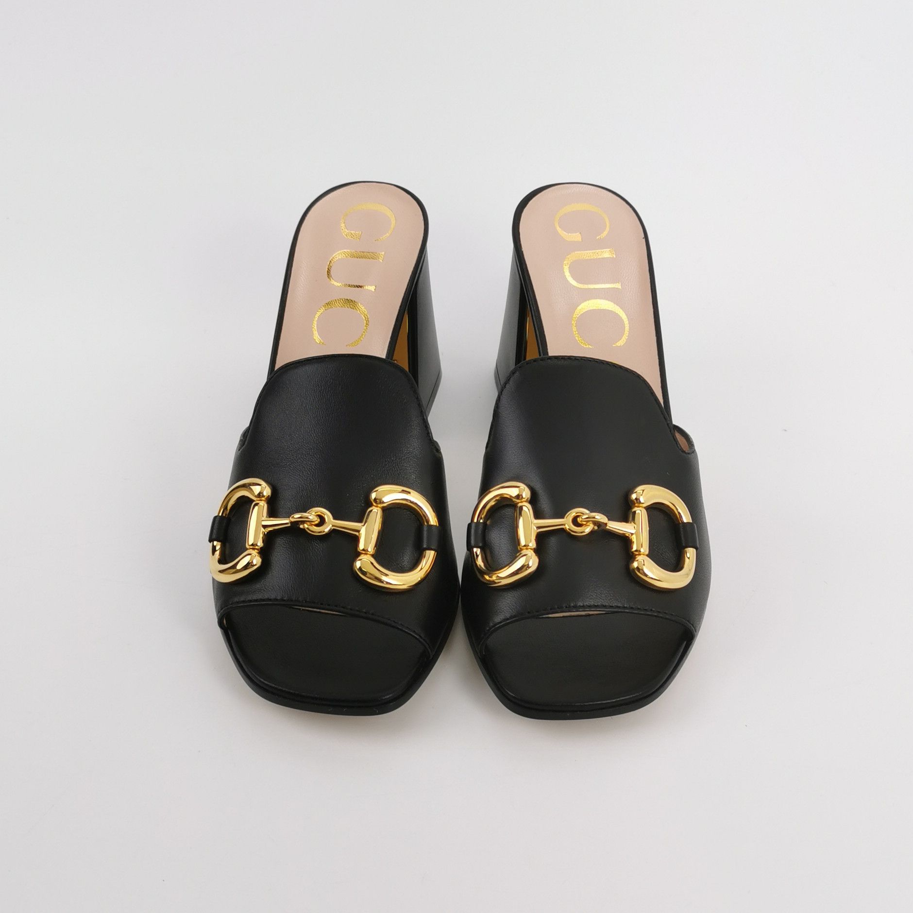 Gucci Gucci Women 5 Sandals Size US 5 / IT 35 - 3 Thumbnail