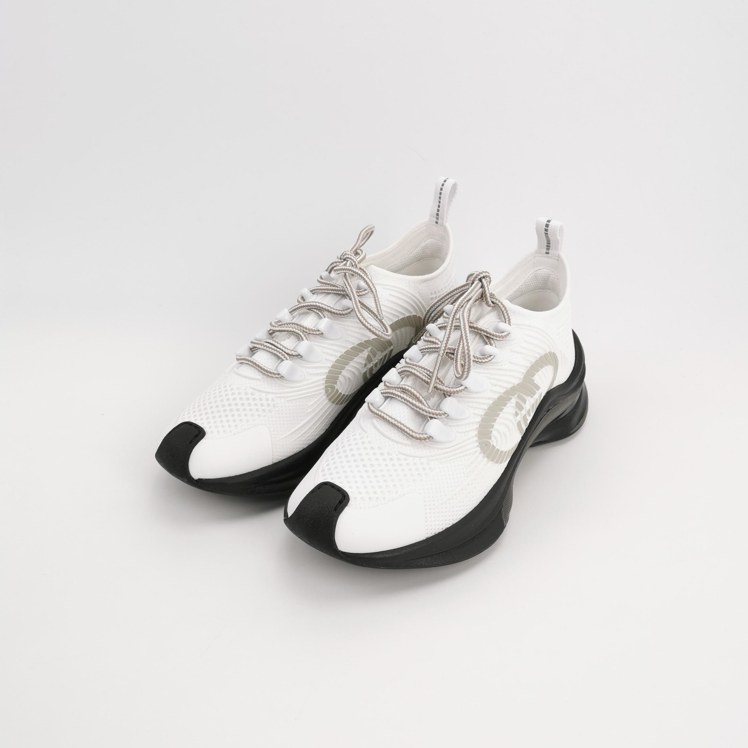 Gucci Gucci Women 5-5 Lowtop Sneakers Size US 5.5 / IT 35.5 - 2 Thumbnail