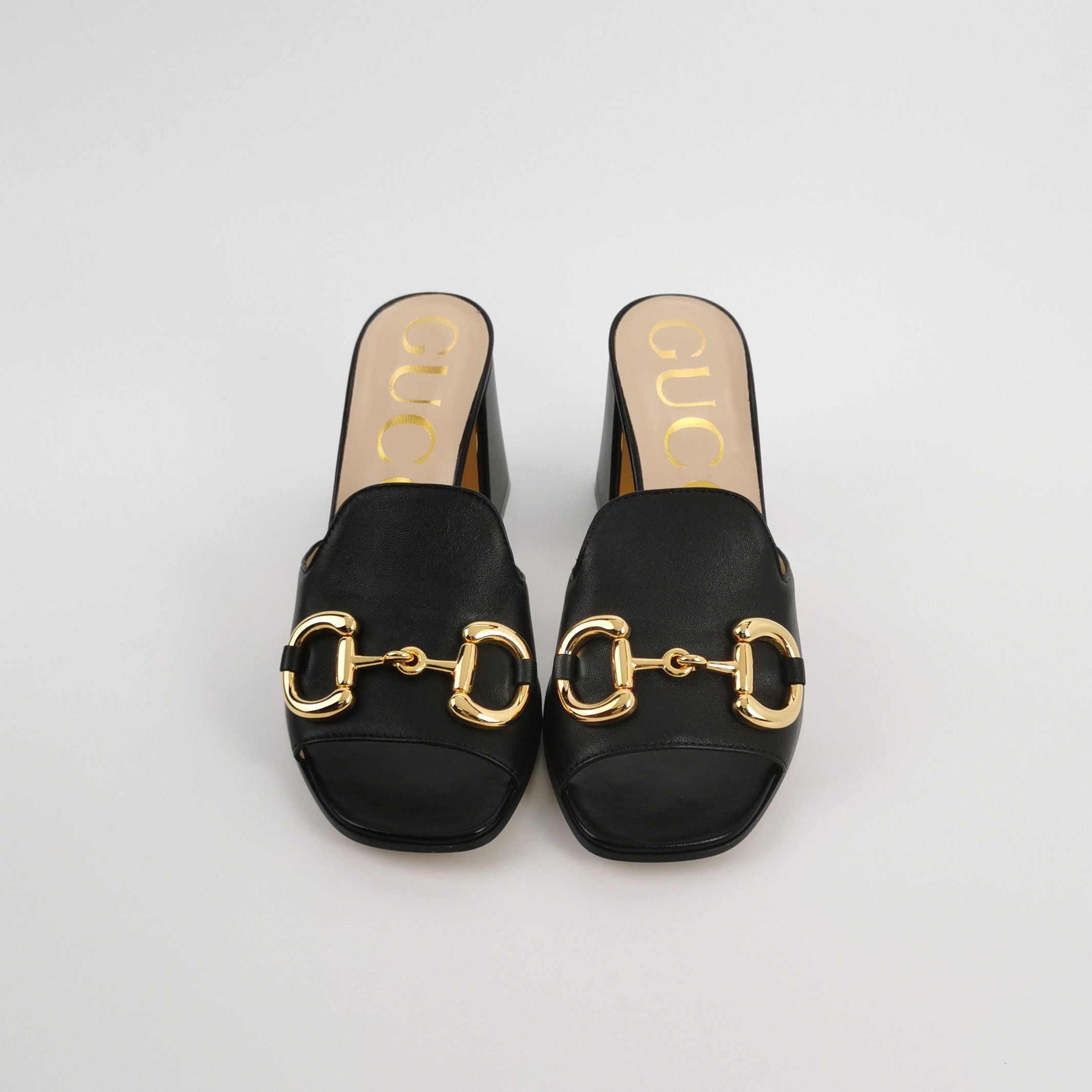 Gucci Gucci Women 5 Sandals Size US 5 / IT 35 - 3 Thumbnail