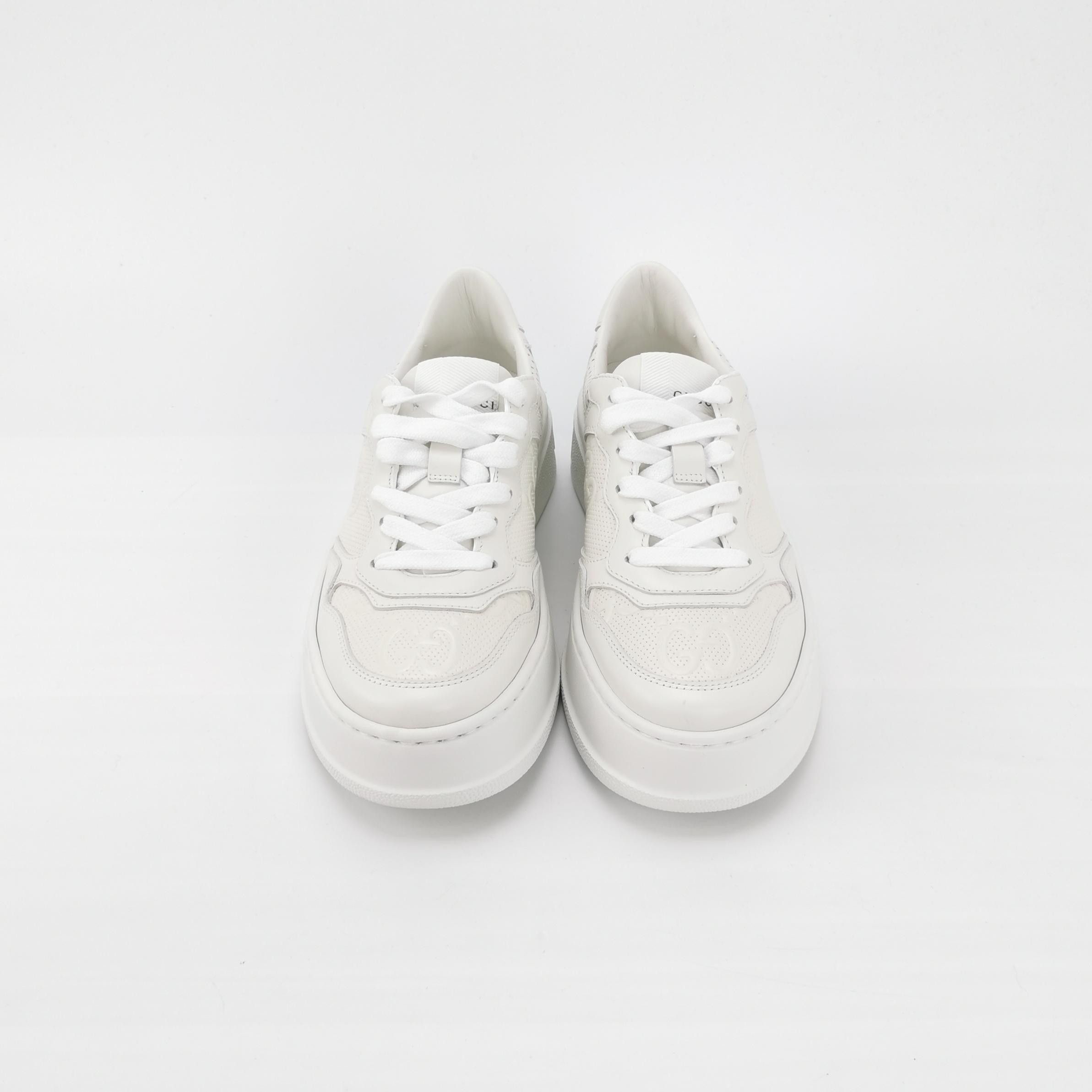 Gucci Gucci Women 5 Lowtop Sneakers Size US 5 / IT 35 - 3 Thumbnail