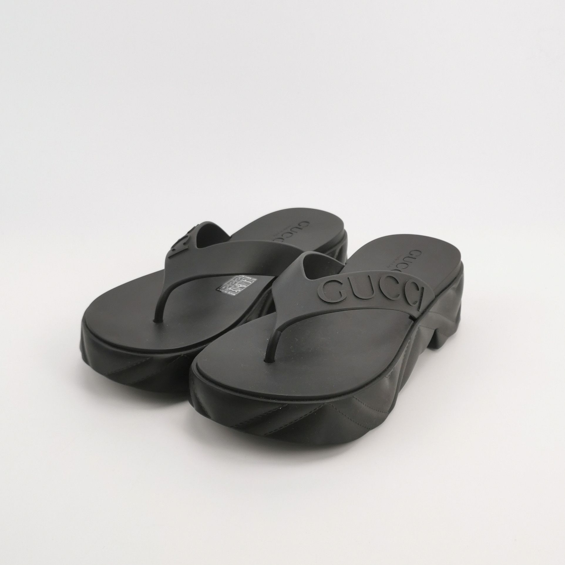 Gucci Gucci Women 5 Sandals Size US 5 / IT 35 - 2 Thumbnail
