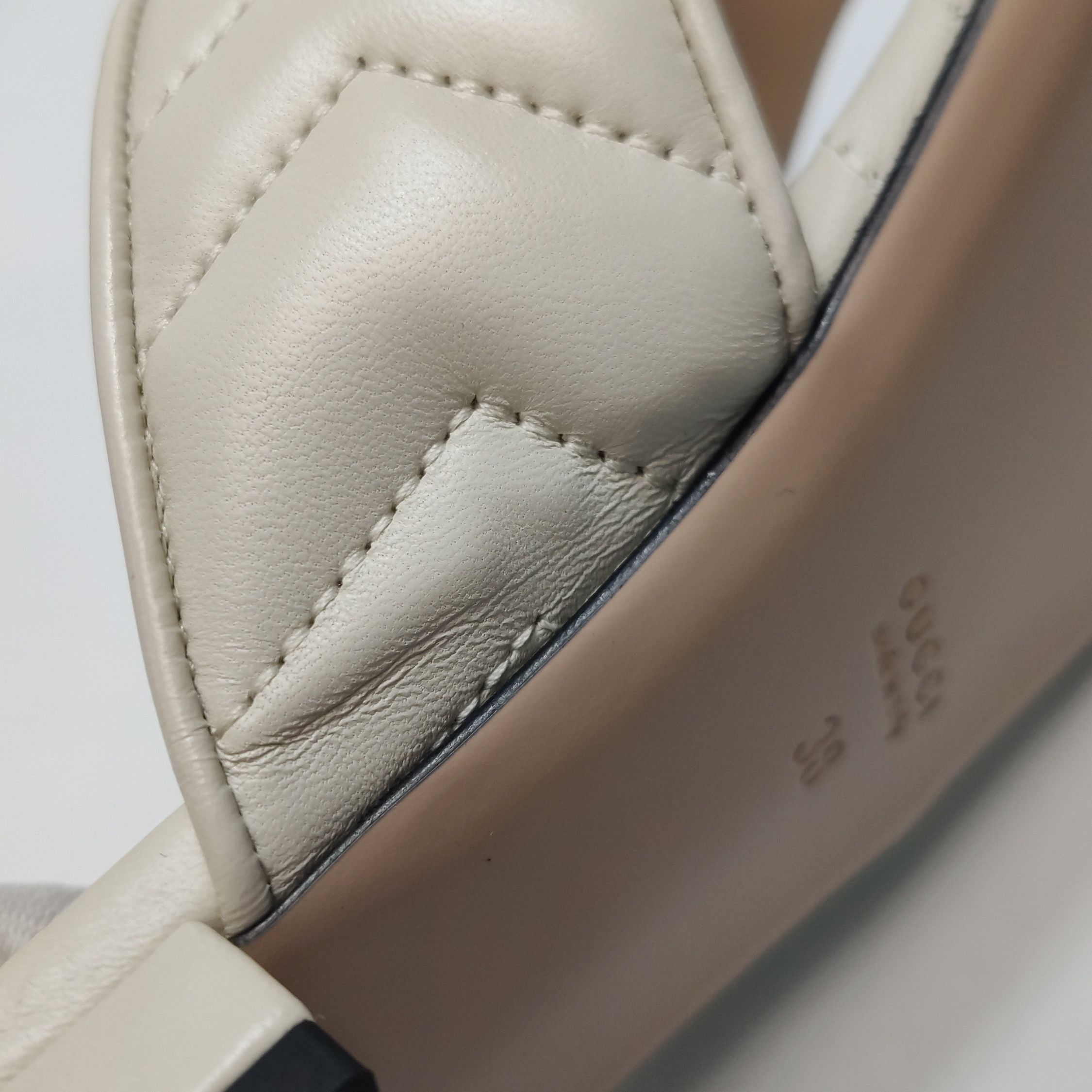 Gucci Gucci Women 8 Sandals Size US 8 / IT 38 - 9 Thumbnail