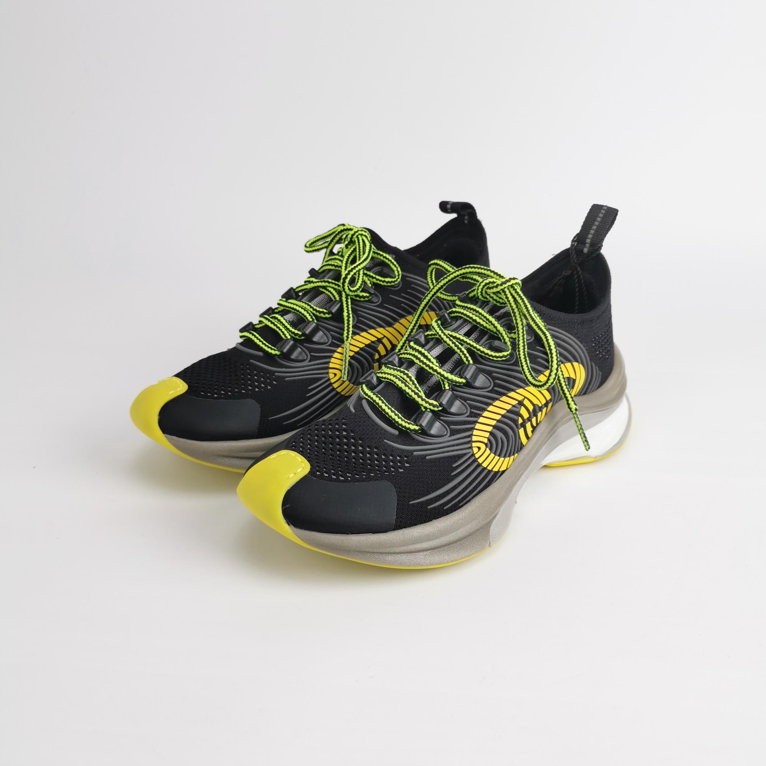 Gucci Gucci Women 6-5 Lowtop Sneakers Size US 6.5 / IT 36.5 - 2 Thumbnail