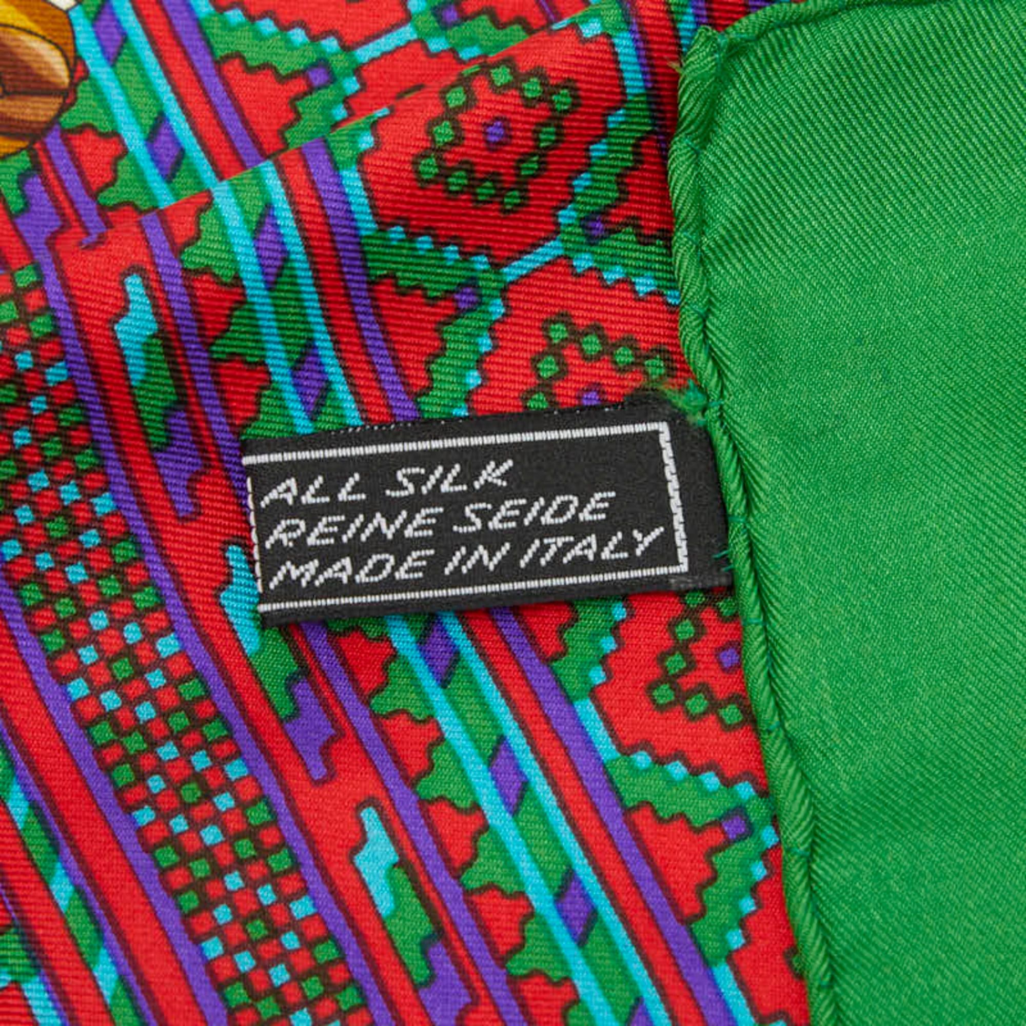 Celine Celine Chain Motif Scarf Muffler, Green Multicolor Silk, Women's Size ONE SIZE - 6 Thumbnail
