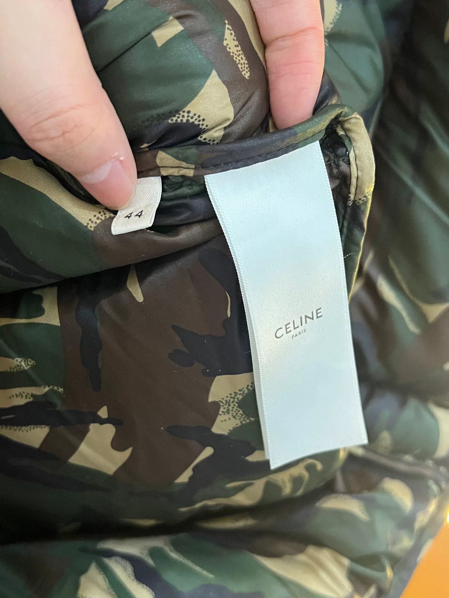Celine Celine Camouflage Down Vest Size US S / EU 44-46 / 1 - 3 Thumbnail