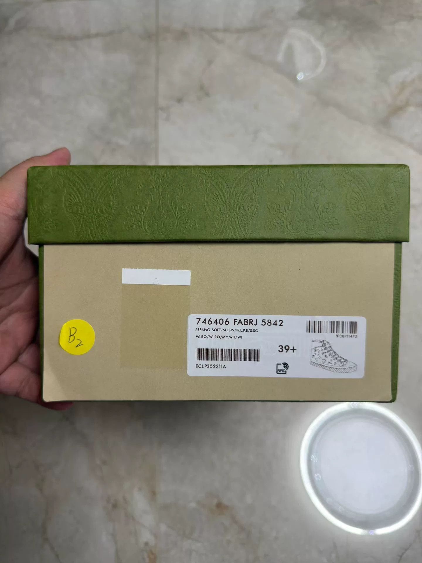 Gucci Gucci Strawberry Canvas Shoes Size US 8.5 / IT 38.5 - 5 Thumbnail