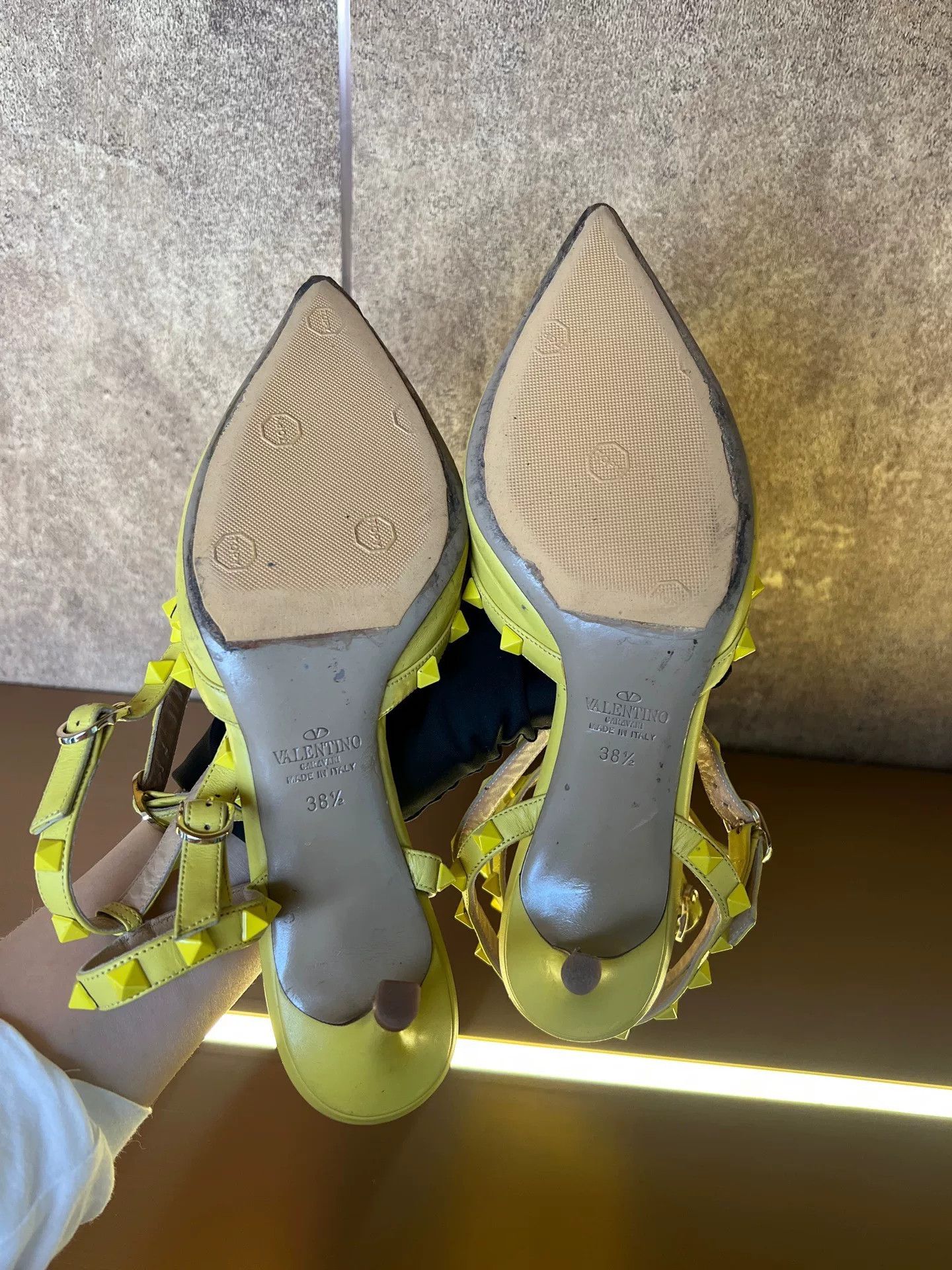 Valentino Valentino Yellow Strappy High Heels Size US 7.5 / IT 37.5 - 9 Thumbnail