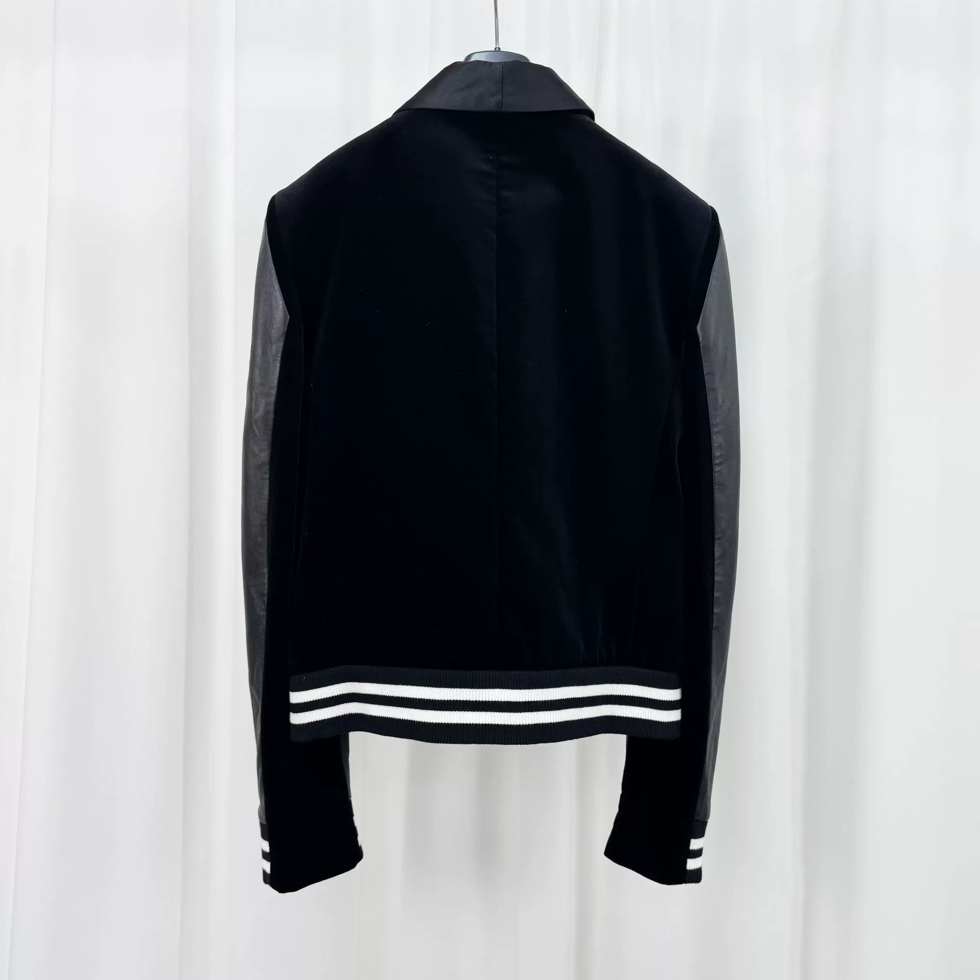 Balmain Balmain Lambskin Silver Buckle Velvet Coat Size US L / EU 52-54 / 3 - 2 Thumbnail