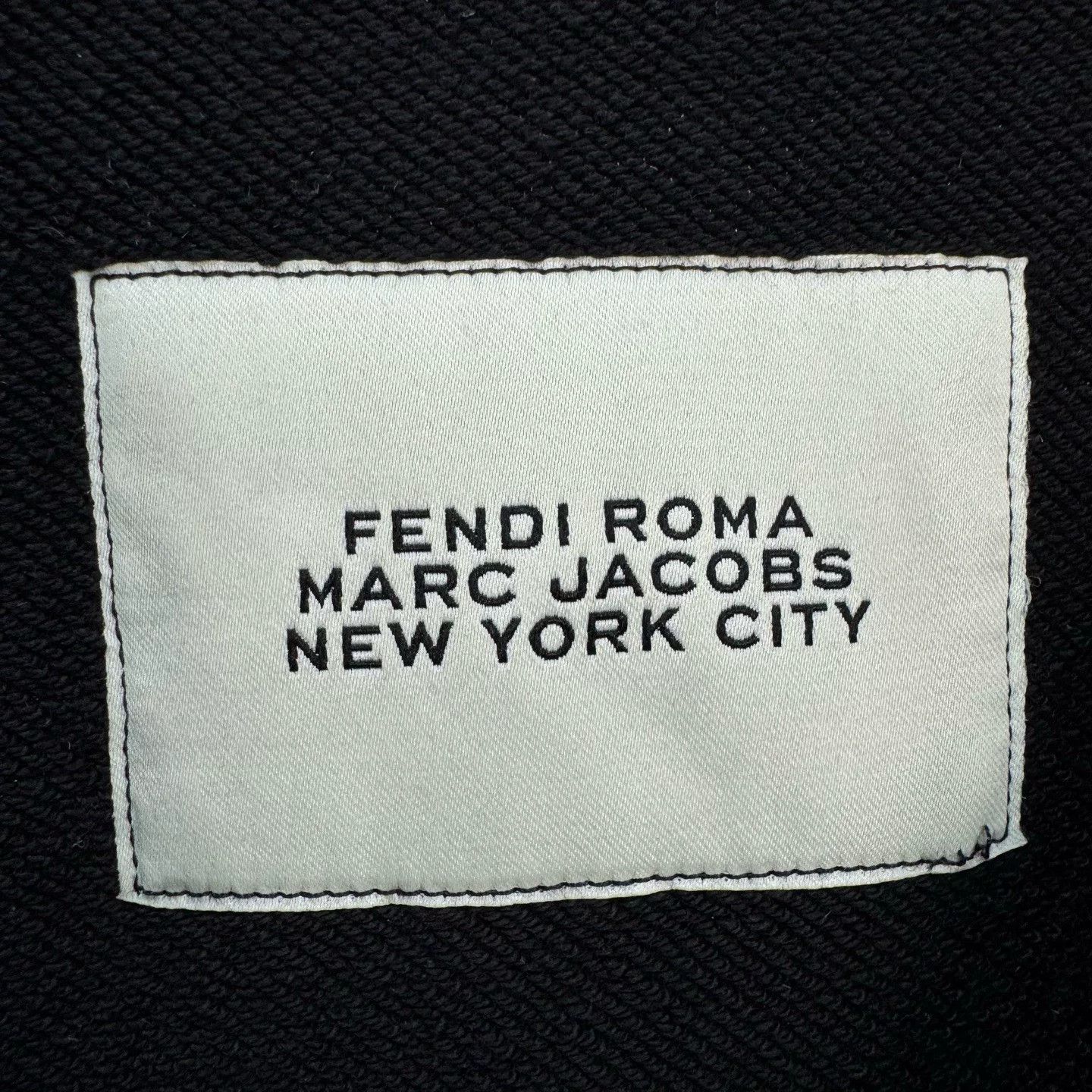 Fendi Fendi Arm Embroidered Letter Sweatshirt Size US M / EU 48-50 / 2 - 6 Thumbnail
