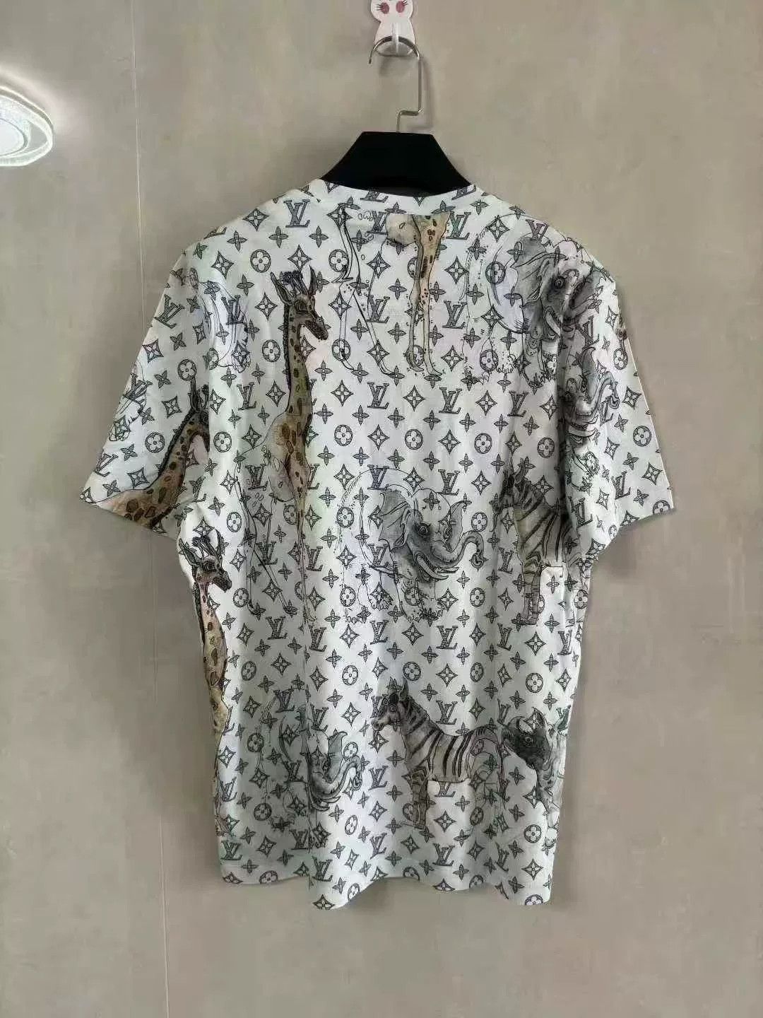 Louis Vuitton Louis Vuitton Zoo All-Over Print Short-Sleeve Size US L / EU 52-54 / 3 - 2 Thumbnail