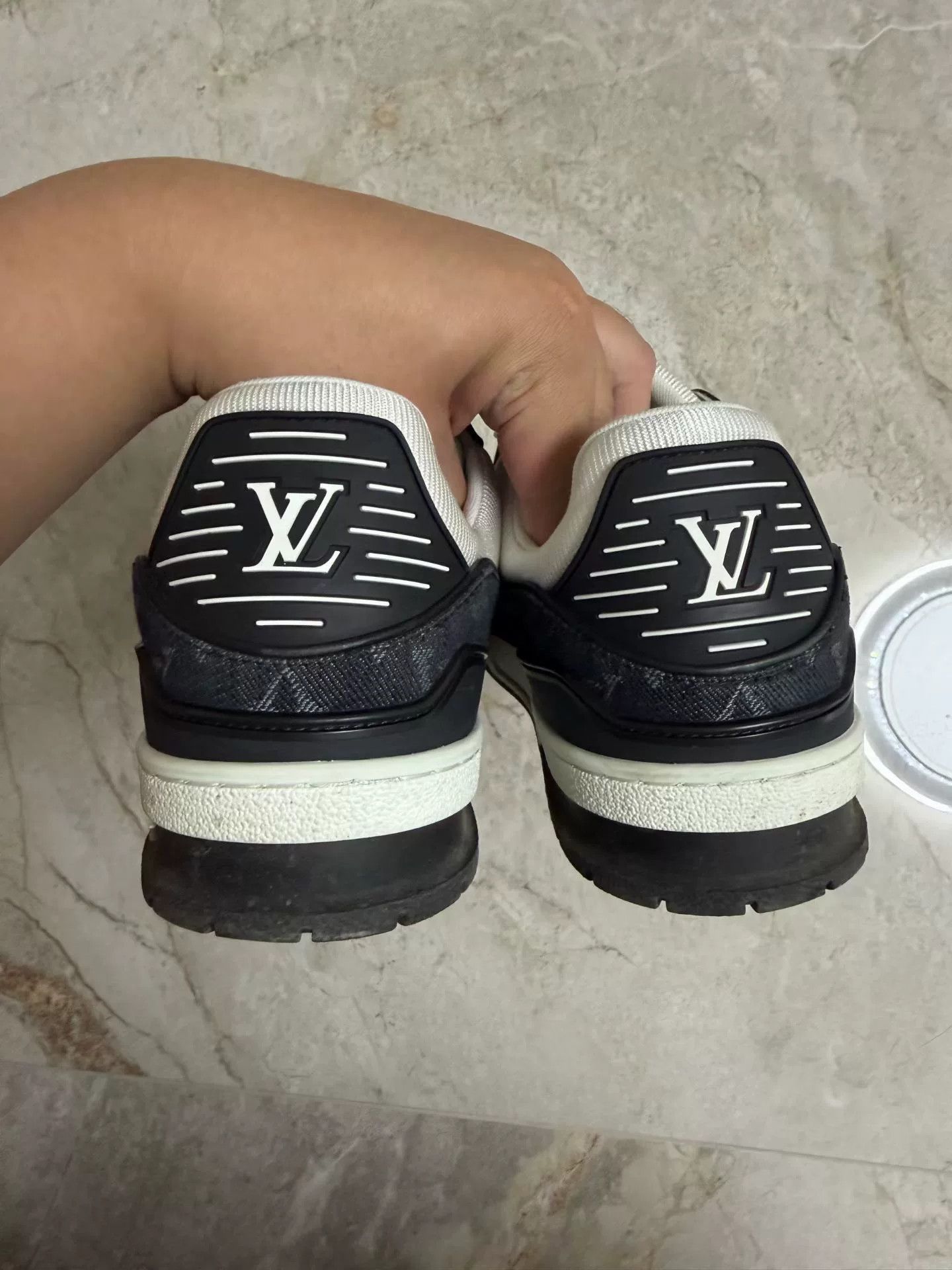 Louis Vuitton Louis Vuitton LV Trainer Black White Denim Size US 7 / EU 40 - 3 Thumbnail
