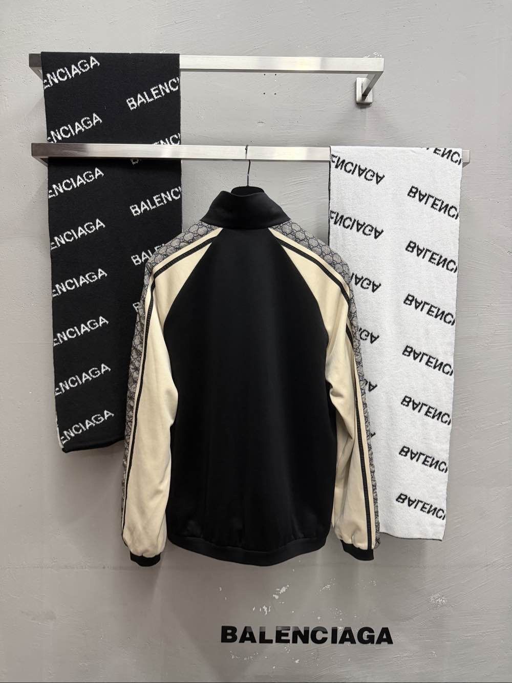 Gucci Gucci GG Monogram Track Jacket Size XL Size US XL / EU 56 / 4 - 2 Thumbnail