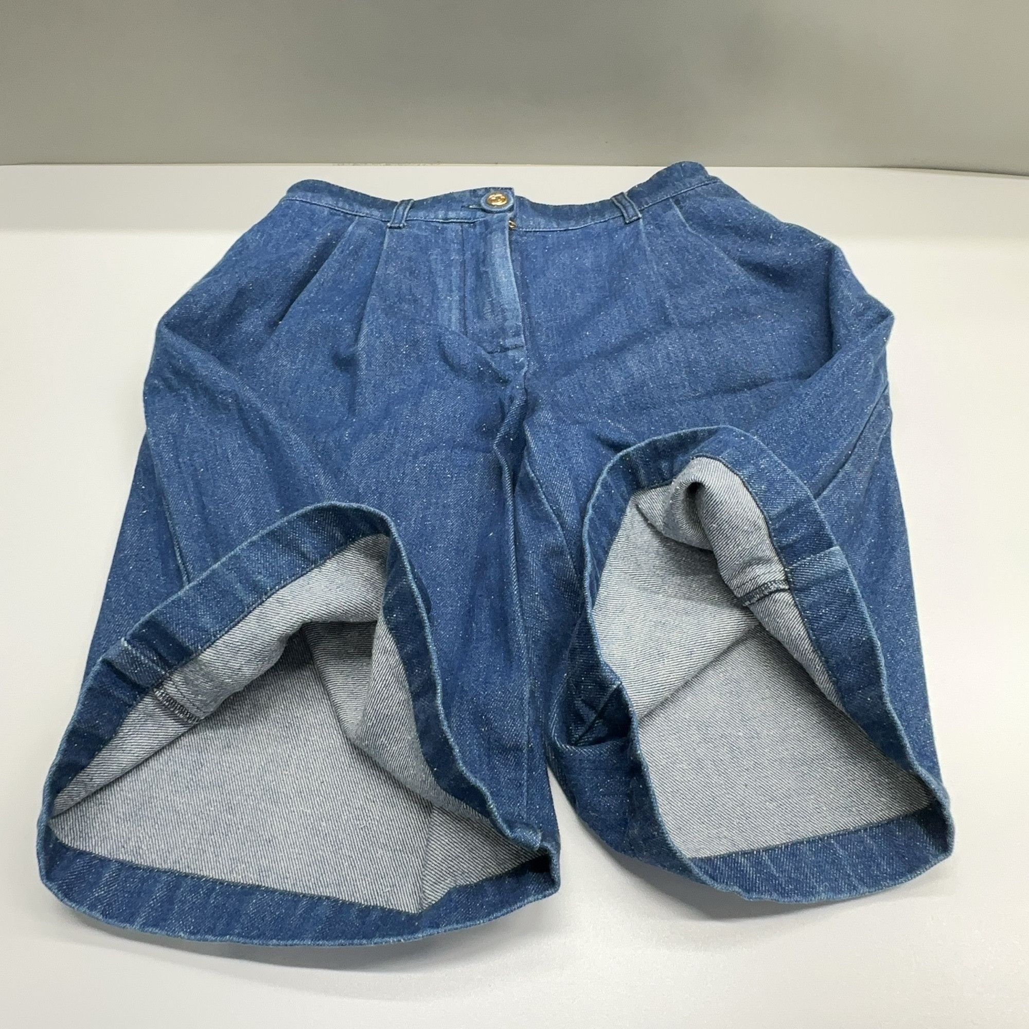 Gucci Gucci Denim Shorts Size 40 Size 27" / US 4 / IT 40 - 8 Thumbnail