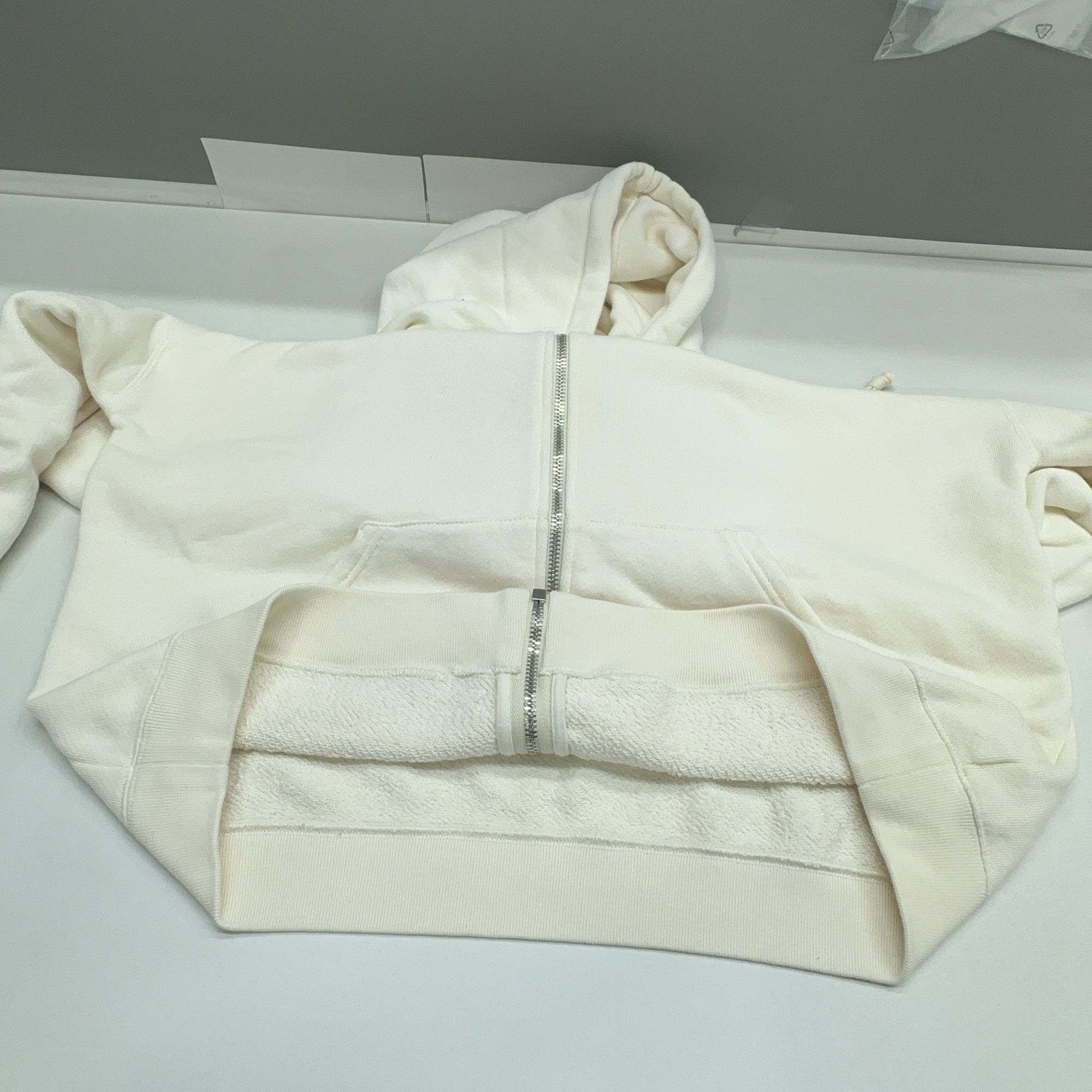 Gucci Gucci Logo Graphic Zip-Up Hoodie XS Size XS / US 0-2 / IT 36-38 - 11 Thumbnail