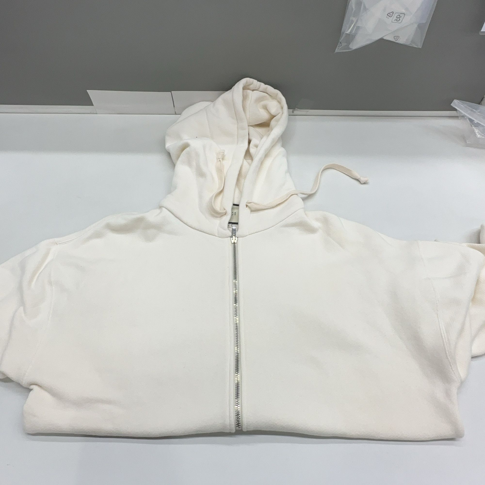 Gucci Gucci Logo Graphic Zip-Up Hoodie XS Size XS / US 0-2 / IT 36-38 - 9 Thumbnail