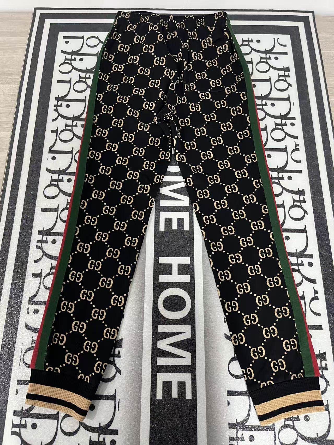 Gucci Gucci GG Logo Joggers Size XS Size US 28 / EU 44 - 2 Thumbnail