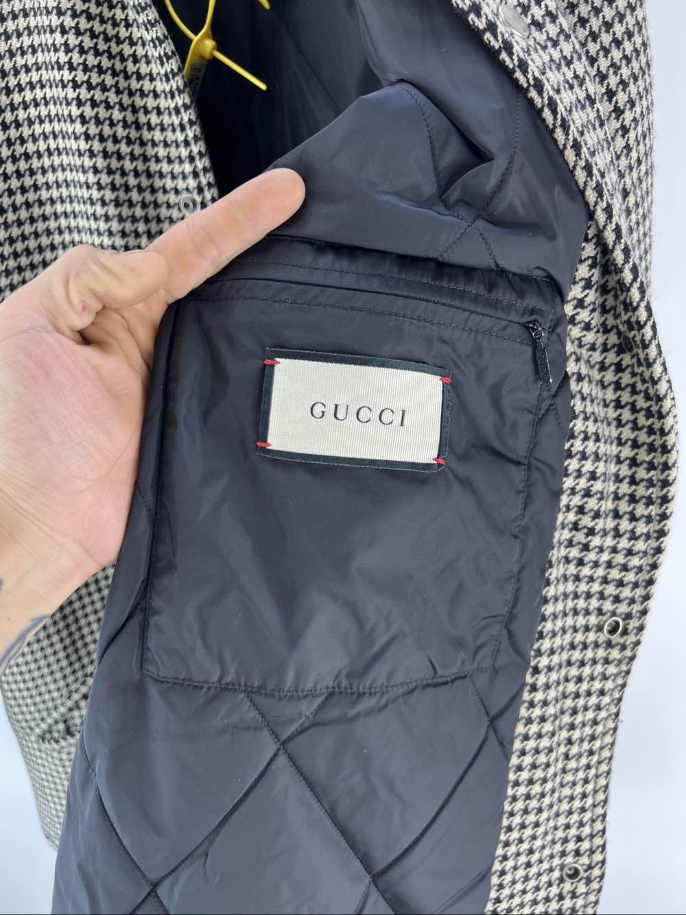 Gucci Gucci Houndstooth Logo Tape Jacket Size M Size US M / EU 48-50 / 2 - 3 Thumbnail