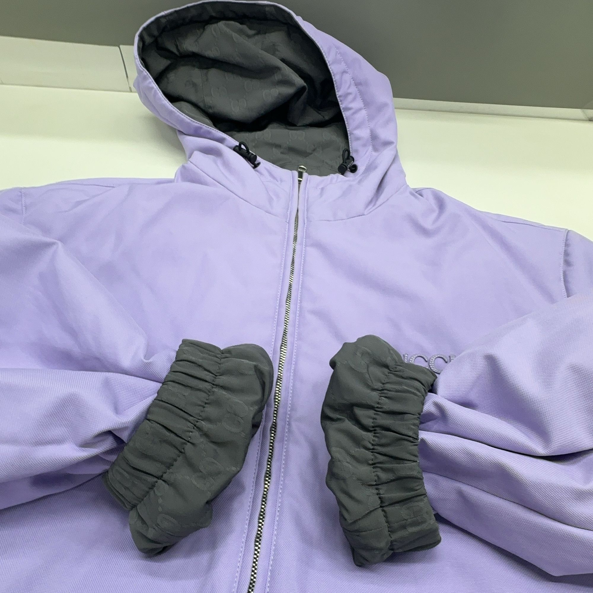 Gucci Gucci Reversible GG Logo Hooded Jacket Size 46 Size US S / EU 44-46 / 1 - 17 Thumbnail