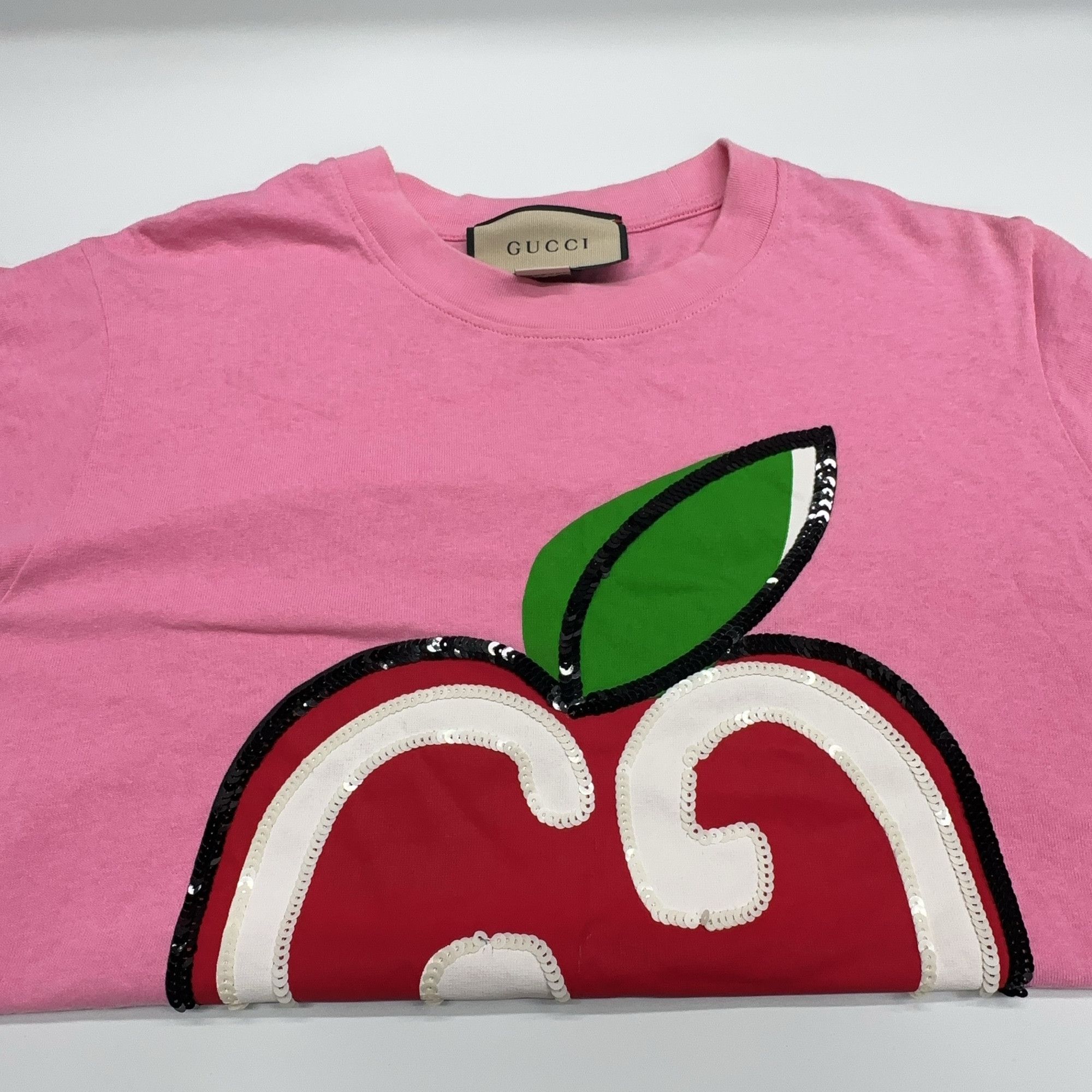Gucci Gucci Apple Sequin T-Shirt Size S Size S / US 4 / IT 40 - 7 Thumbnail