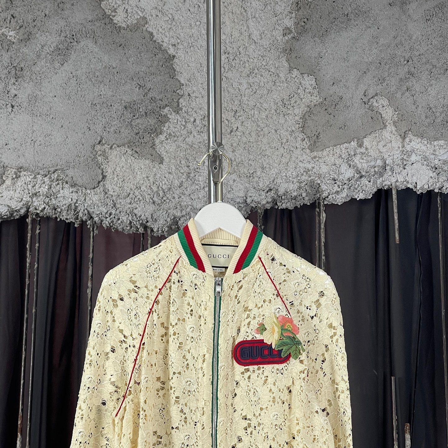 Gucci Gucci Floral Lace Bomber Jacket Size 38 Size XS / US 0-2 / IT 36-38 - 5 Thumbnail