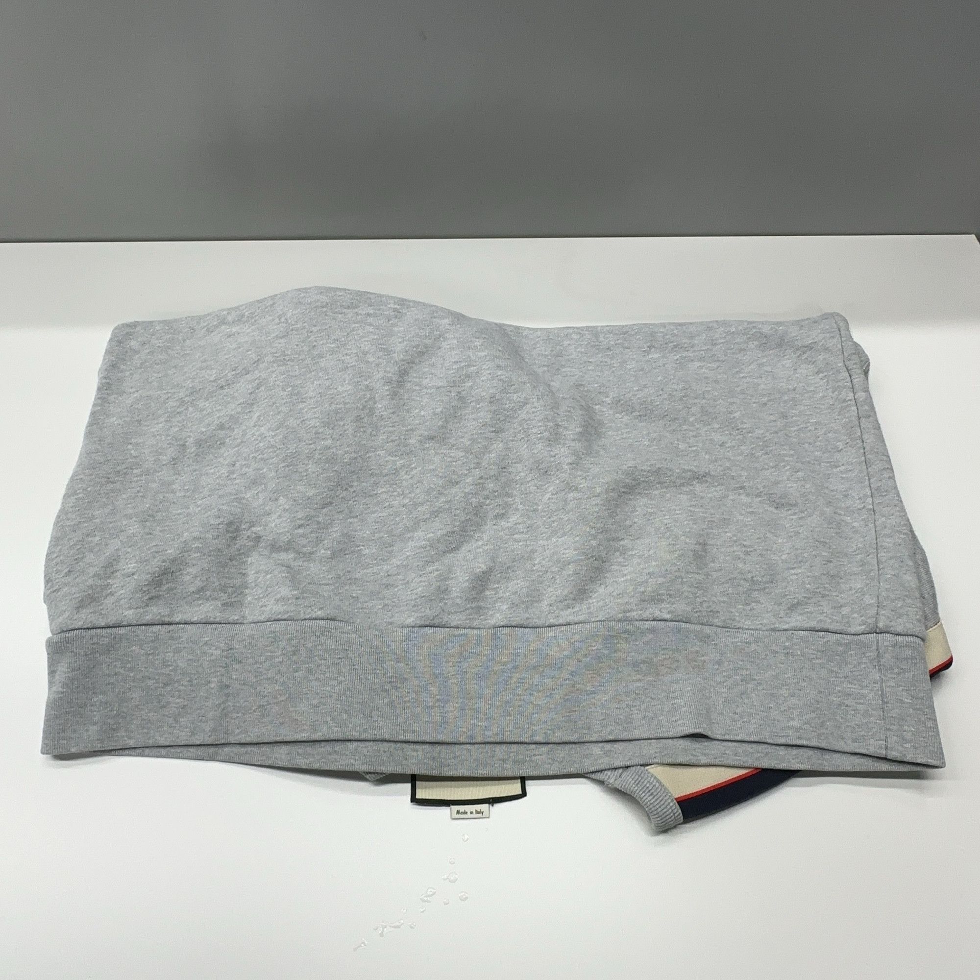 Gucci Gucci Side Logo Tape Sweatshirt Size XL Size US XL / EU 56 / 4 - 10 Thumbnail
