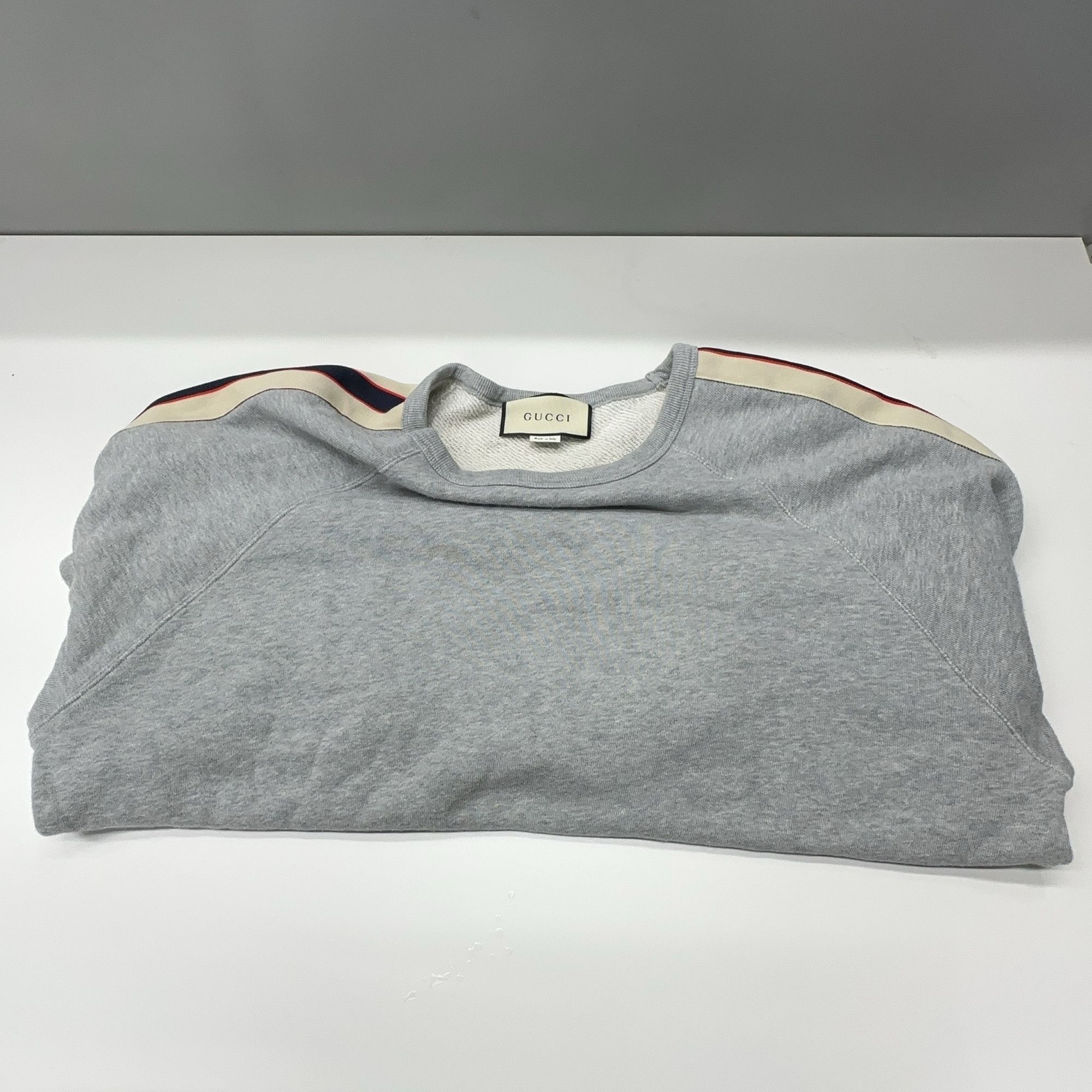 Gucci Gucci Side Logo Tape Sweatshirt Size XL Size US XL / EU 56 / 4 - 7 Thumbnail