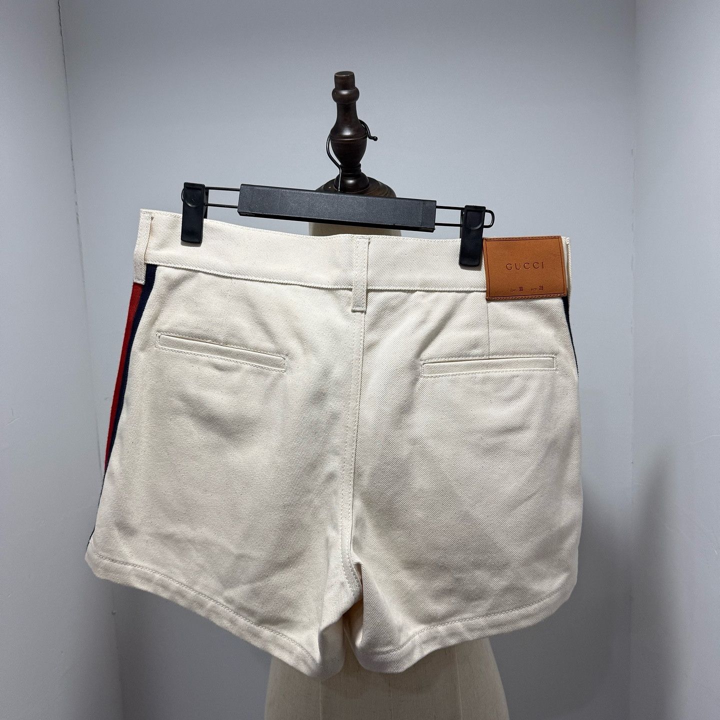 Gucci Gucci Side Stripe Cotton Shorts Size 28 Size 28" / US 6 / IT 42 - 2 Thumbnail