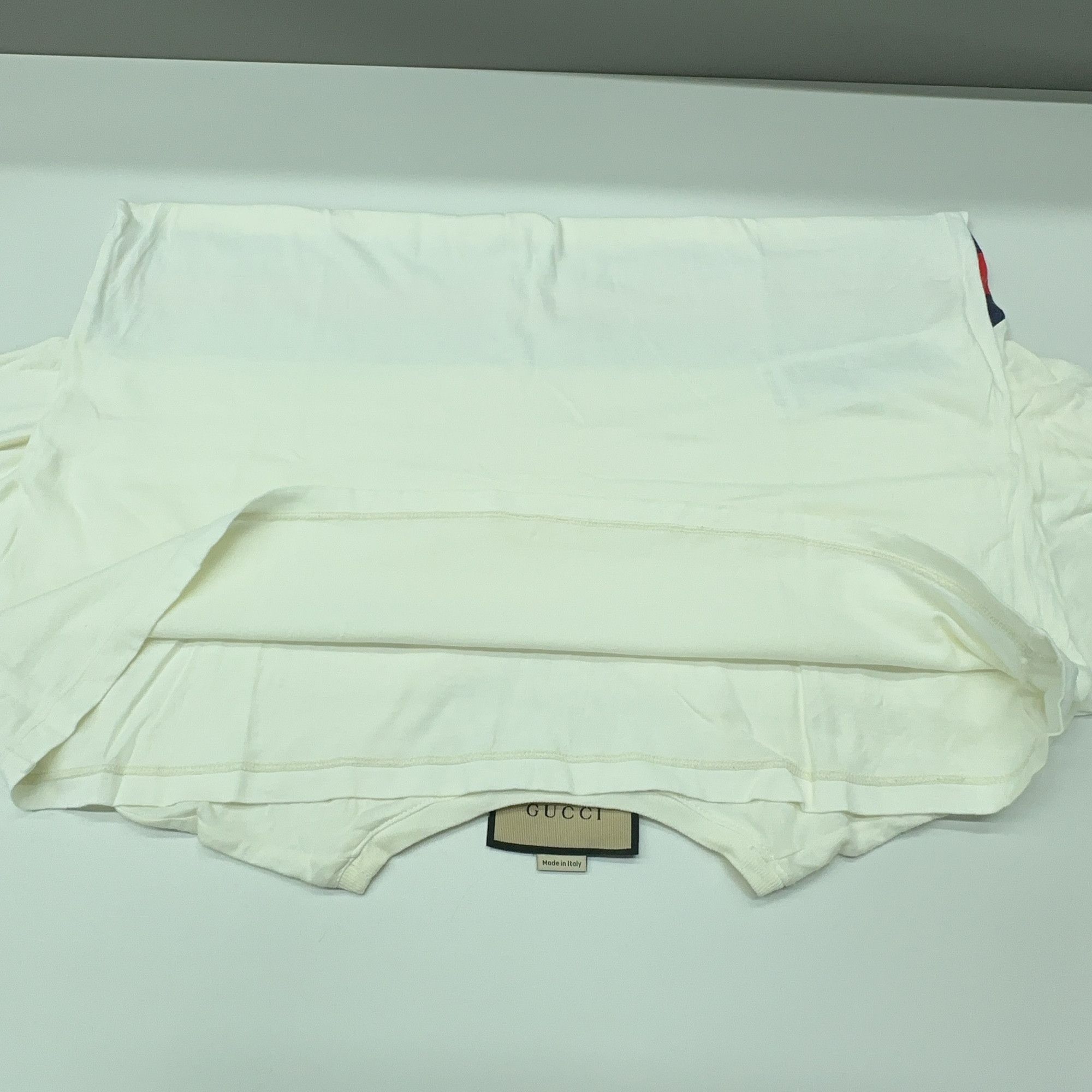 Gucci Gucci Logo Stripe T-Shirt Size M Size US M / EU 48-50 / 2 - 12 Thumbnail