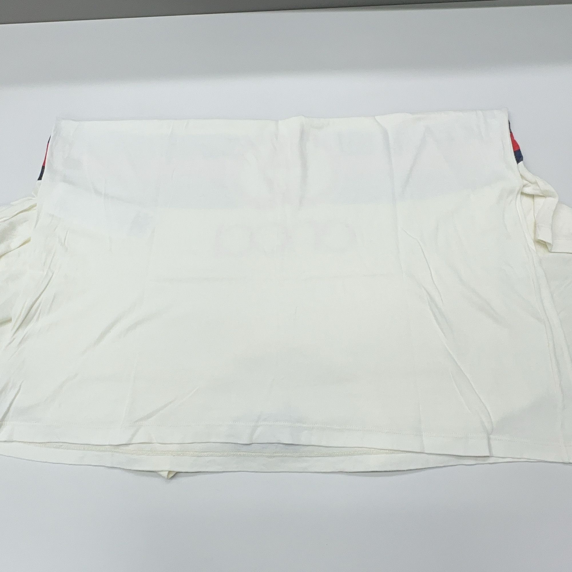 Gucci Gucci Logo Stripe T-Shirt Size M Size US M / EU 48-50 / 2 - 14 Thumbnail