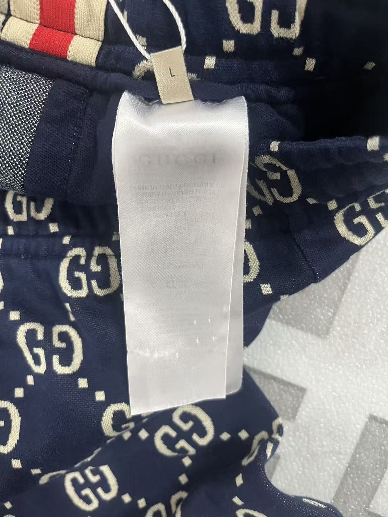 Gucci Gucci GG Monogram Sweatpants Size L Size US 34 / EU 50 - 4 Thumbnail