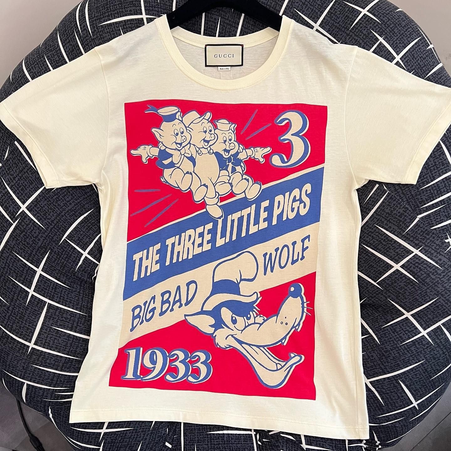 Gucci Gucci Three Little Pigs Graphic T-Shirt Size S Size US S / EU 44-46 / 1 - 6 Thumbnail