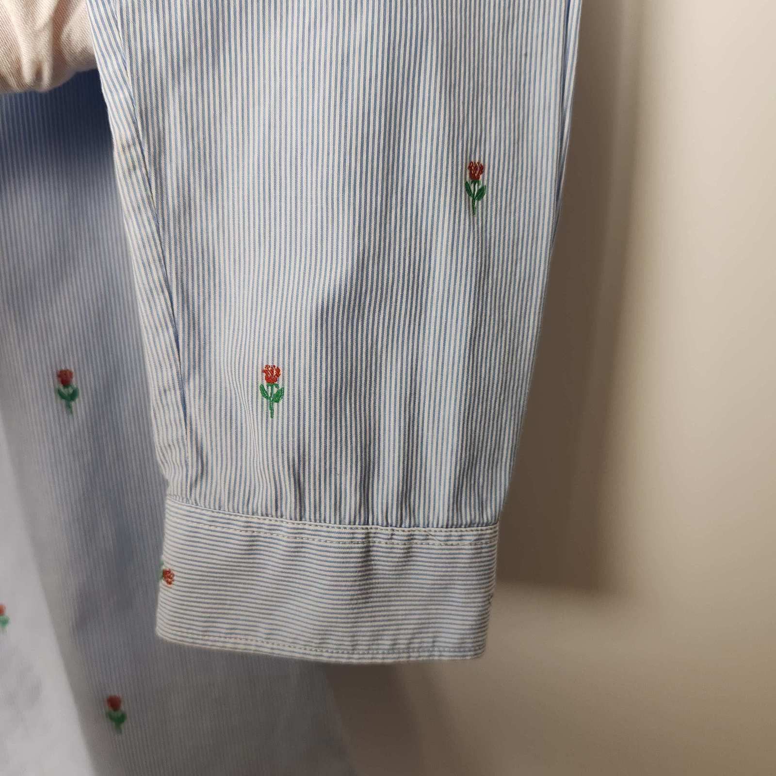 Gucci Gucci Embroidered Floral Stripe Button Up Shirt Size M Size US S / EU 44-46 / 1 - 6 Thumbnail