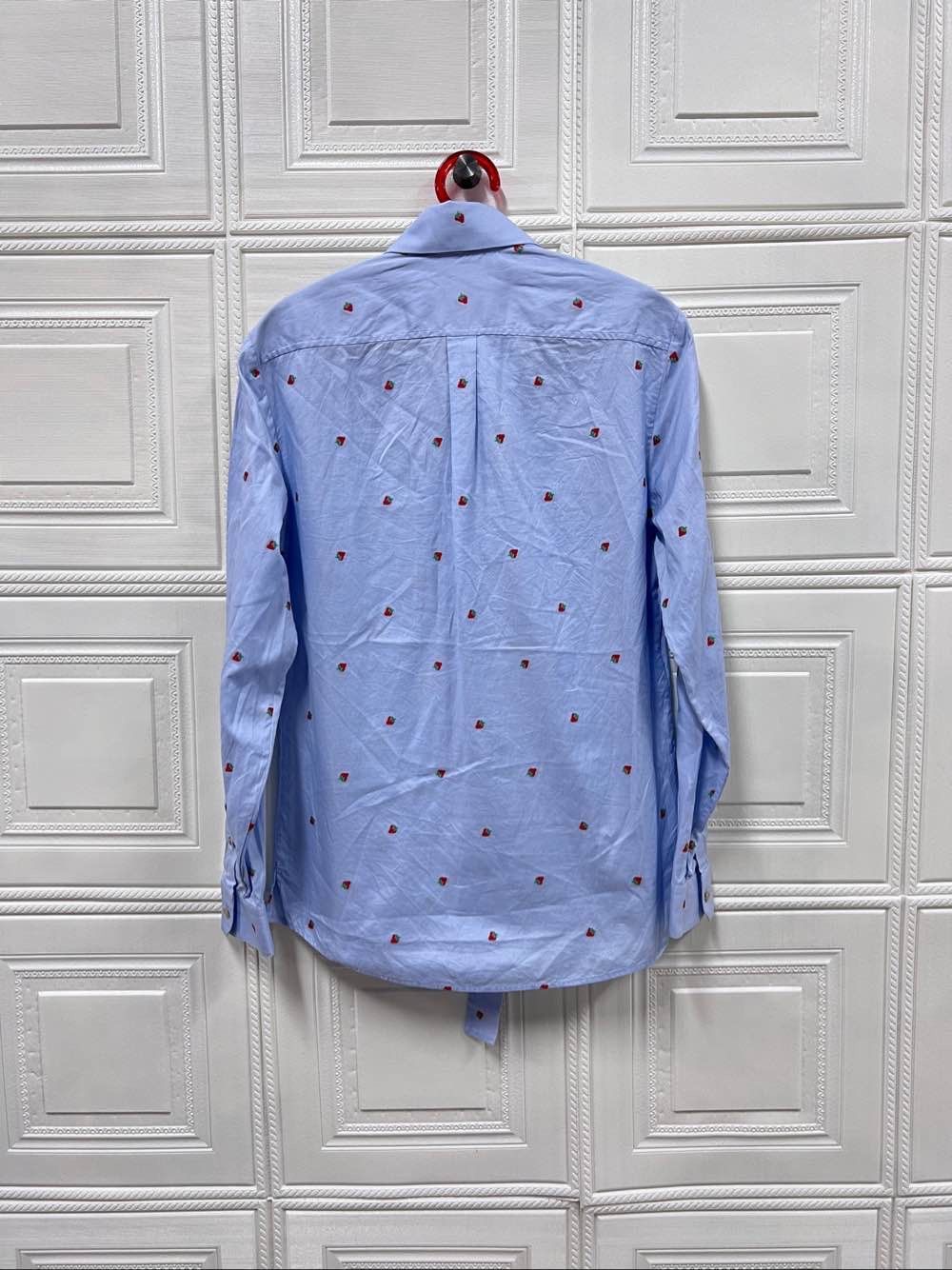 Gucci Gucci Strawberry Print Button Up Shirt 38 Size XS / US 0-2 / IT 36-38 - 2 Thumbnail
