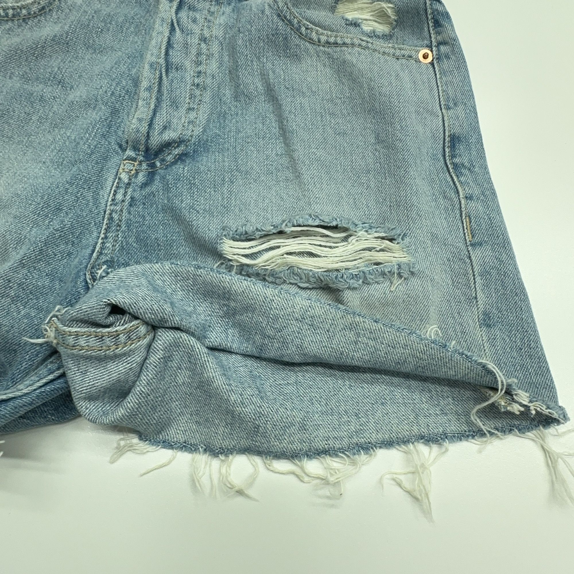 Gucci Gucci Cat Embroidery Denim Shorts Size 23 Size 23" - 8 Thumbnail