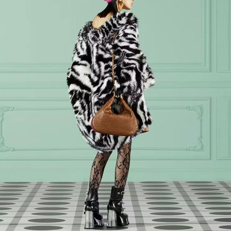 Gucci Gucci Zebra Print Faux Fur Coat Size 36 Size XS / US 0-2 / IT 36-38 - 9 Thumbnail